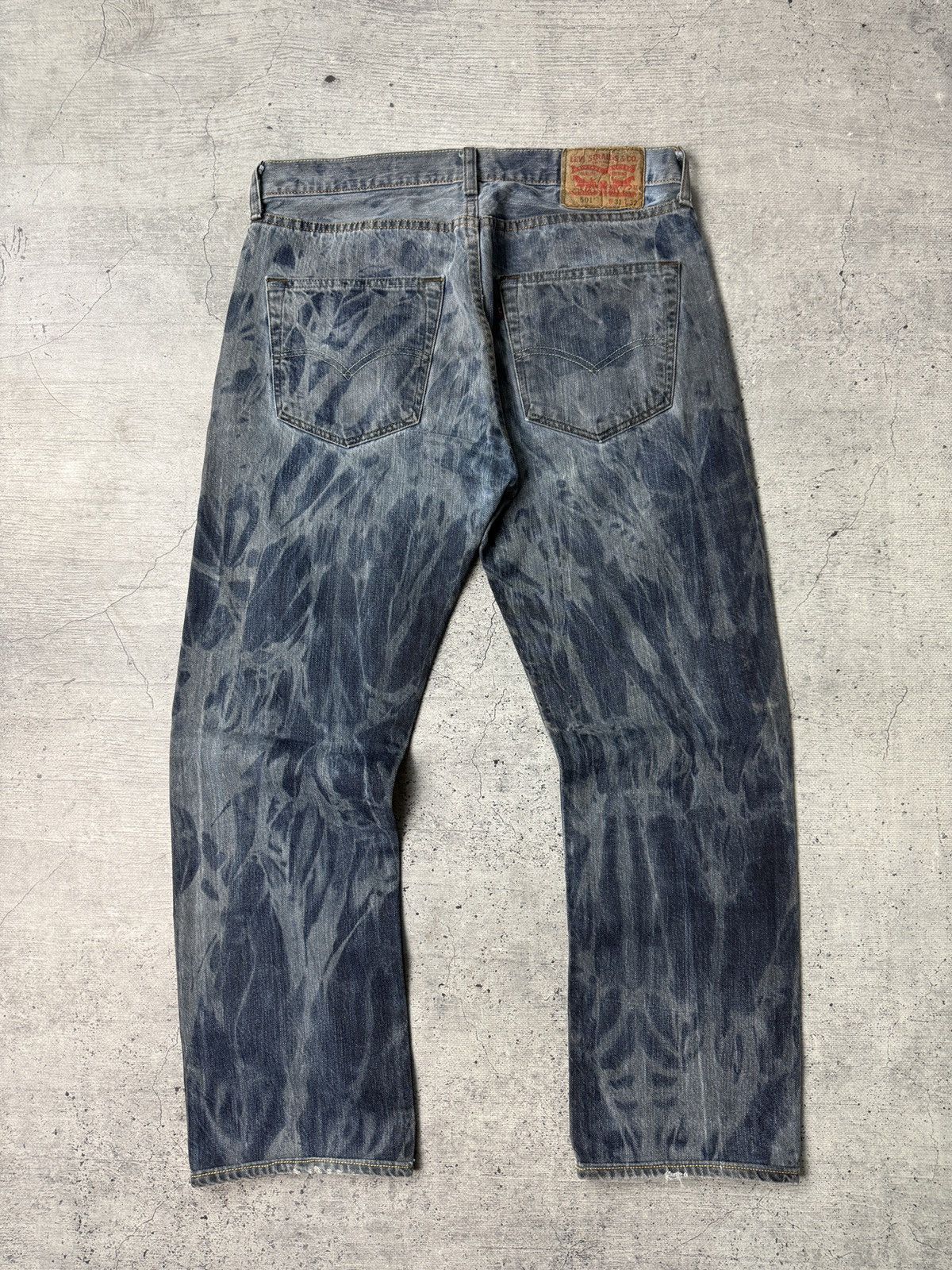 Japanese Brand Jeans Vintage Levi’s Faded distressed y2k pants Size US 31 - 1 Thumbnail