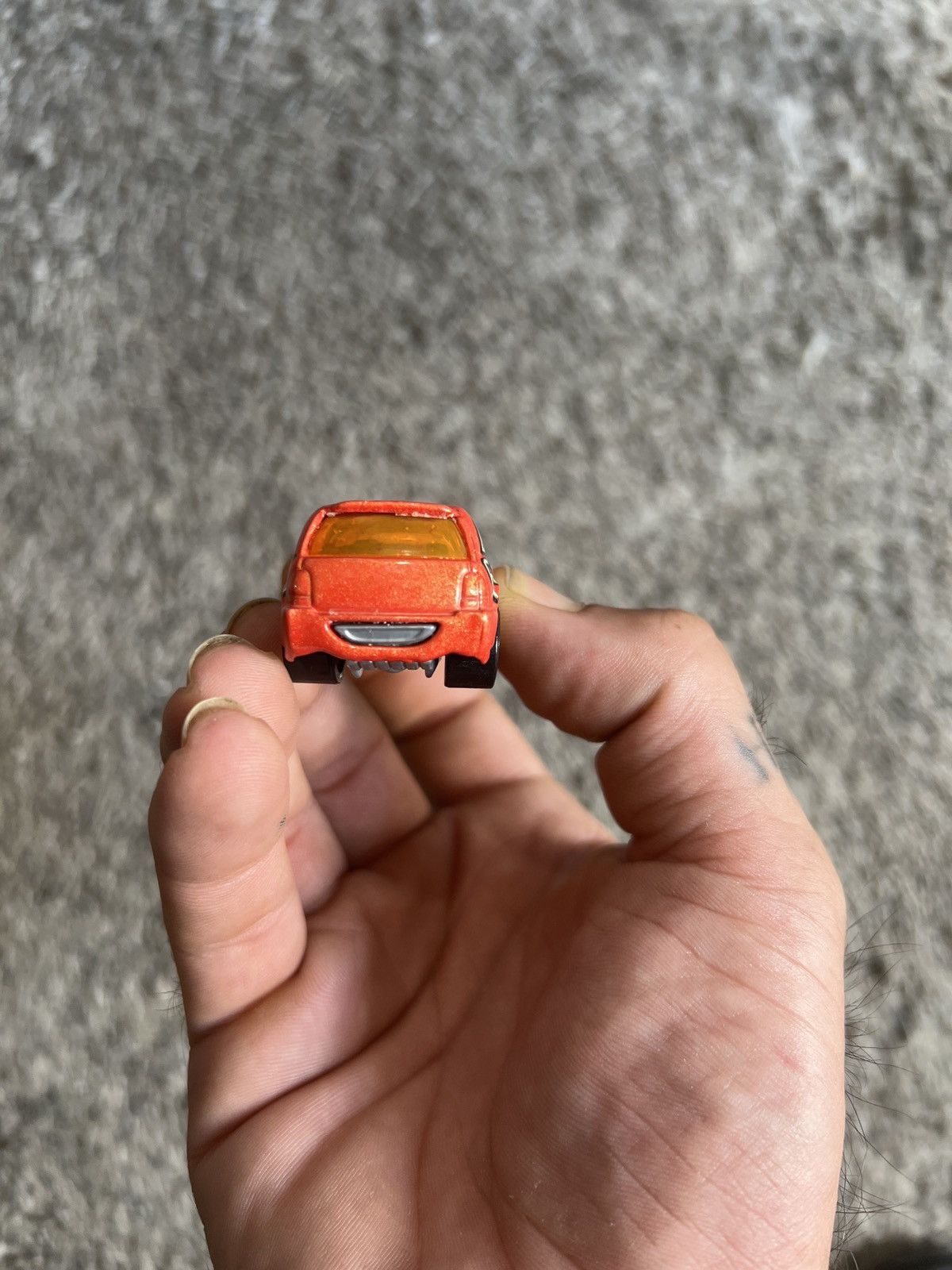 Vintage 2001 Hot Wheels Fandango Size ONE SIZE - 6 Thumbnail