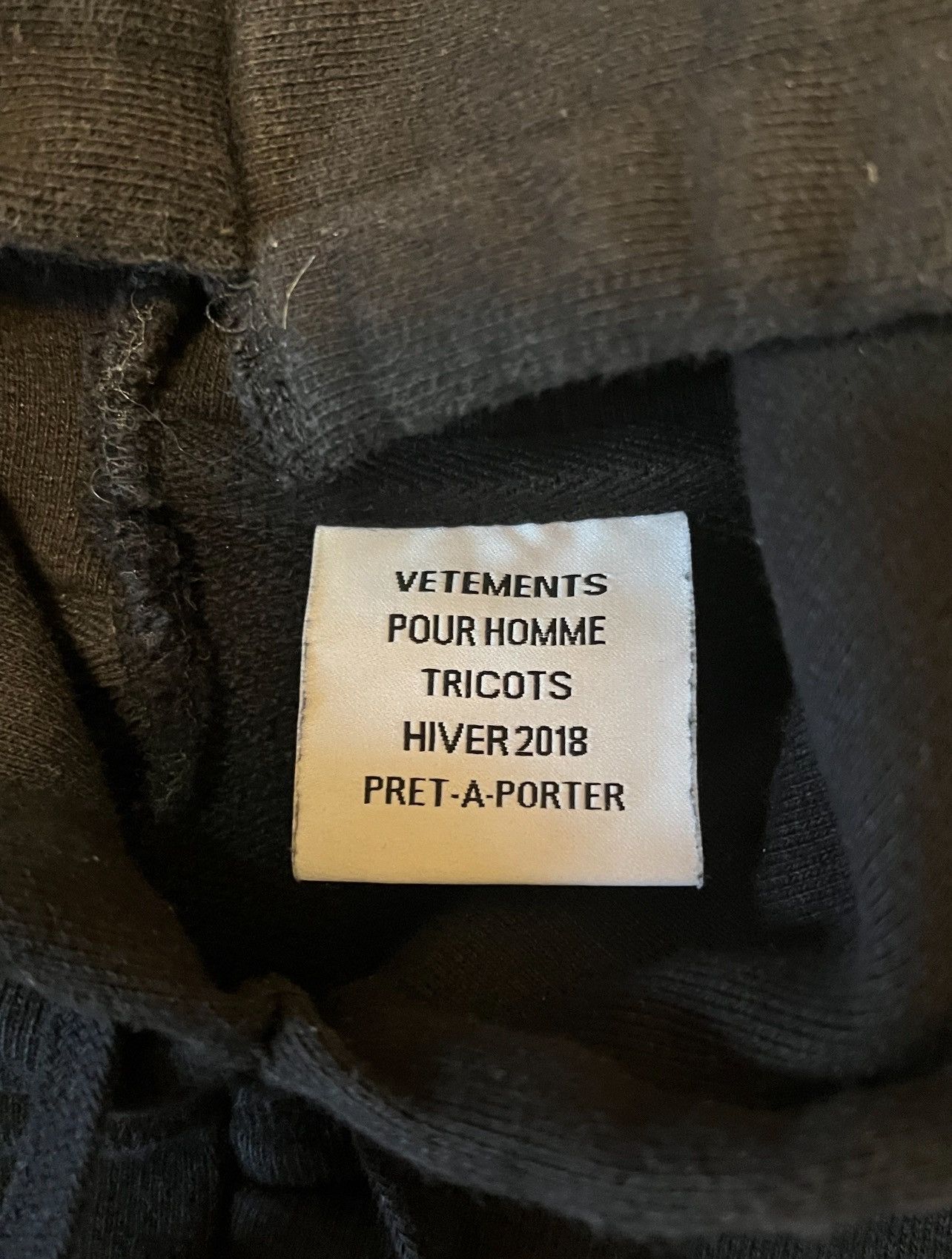 Vetements Vetements FW18 Black Antwerpen Split Hoodie Size US S / EU 44-46 / 1 - 4 Thumbnail