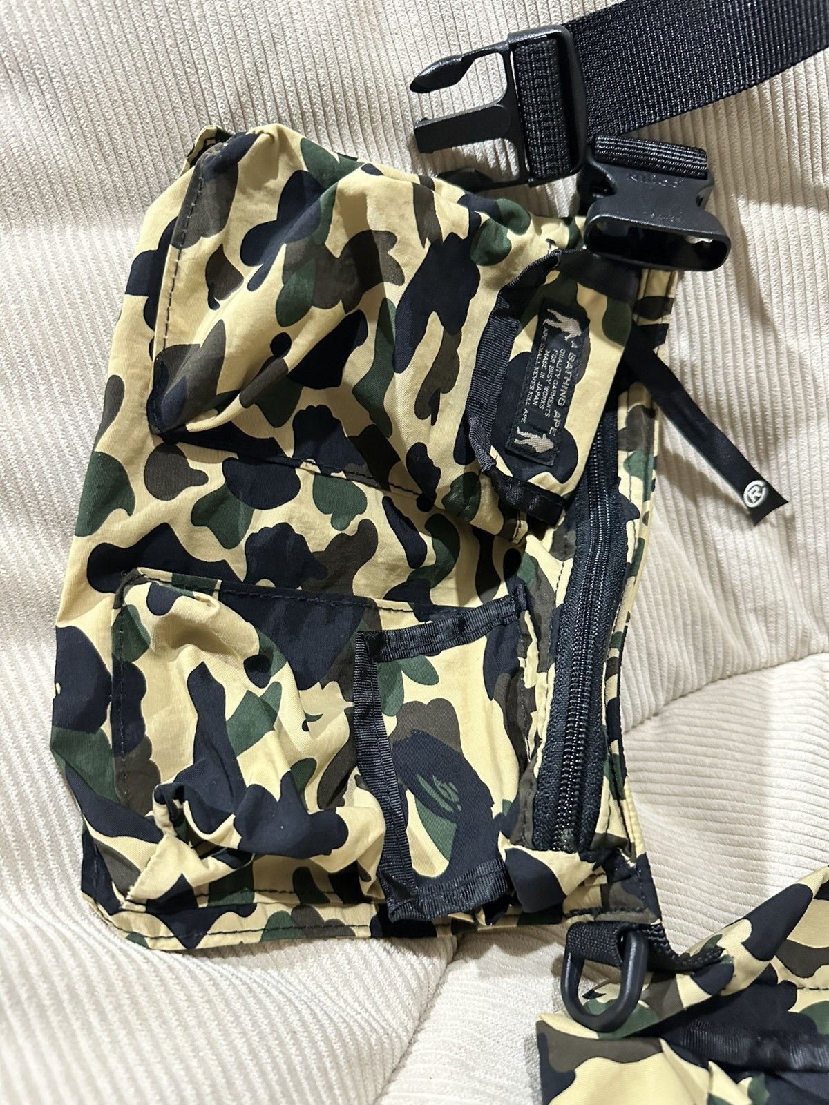Bape Vintage NIGO BAPE 1st Camo Utilities 3 Waist Bag Size ONE SIZE - 2 Thumbnail