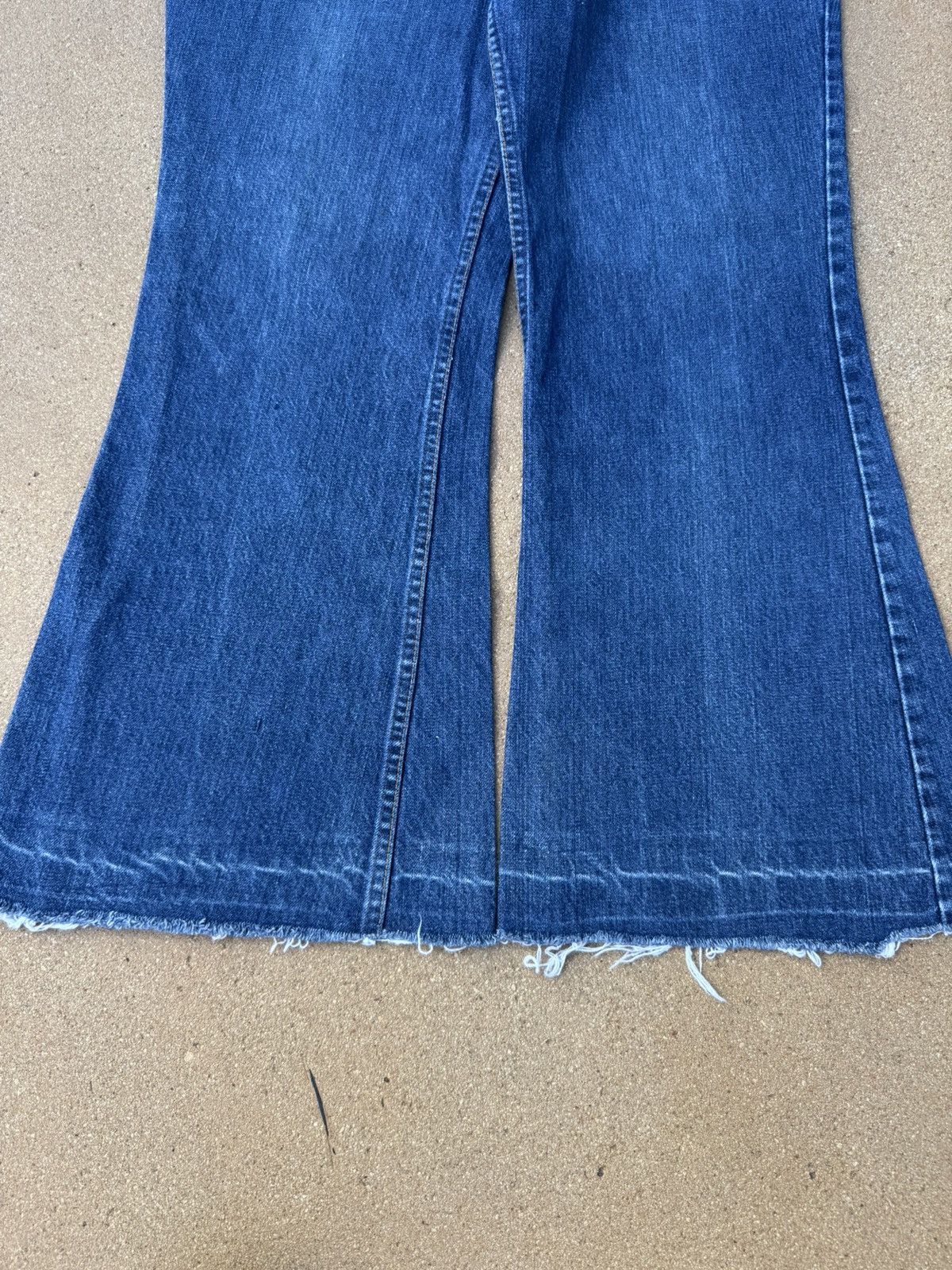 Levi's Vtg 70’s Levi’s 684 Orange Tab Bellbottom Flare Jeans 36x28 Size US 36 / EU 52 - 3 Thumbnail