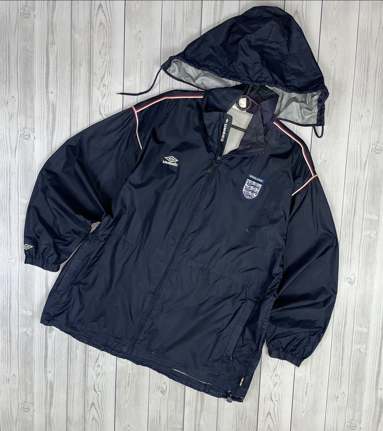 Umbro Vintage umbro England soccer jacket size L logo Size US L / EU 52-54 / 3 - 1 Thumbnail