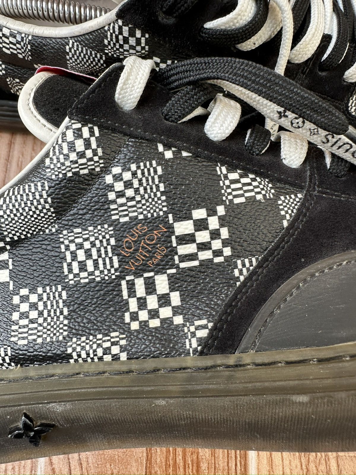 Louis Vuitton LV Ollie Black Plaid Monogram Sneakers Size US 10 / EU 43 - 13 Thumbnail
