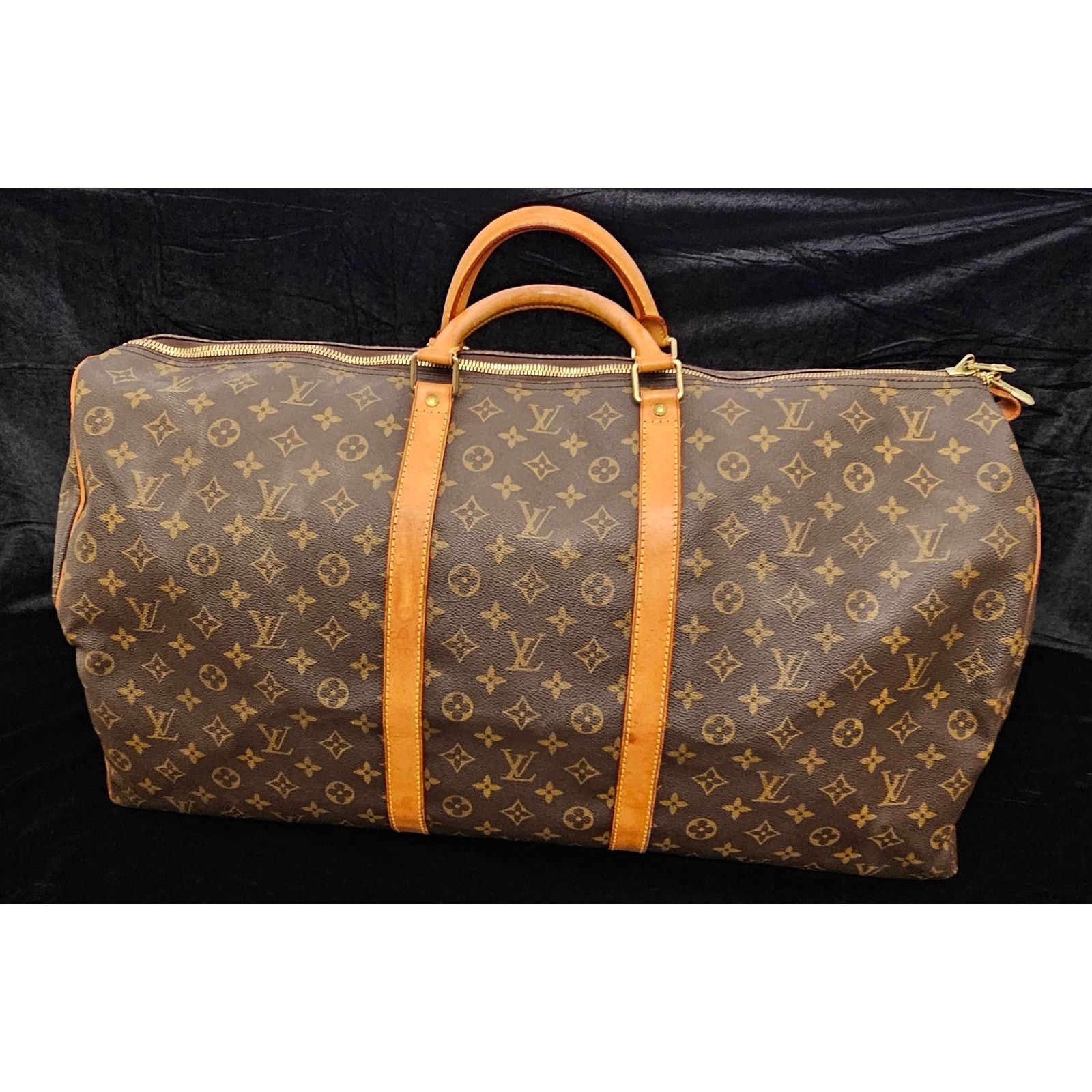 Louis Vuitton Louis Vuitton Vintage Keepall 55 Monogram Travel Bag Size ONE SIZE - 1 Thumbnail