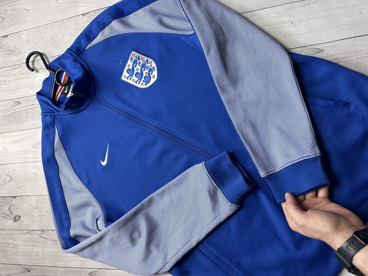 Nike × Vintage Vintage Nike England soccer jacket size L Size US L / EU 52-54 / 3 - 4 Thumbnail