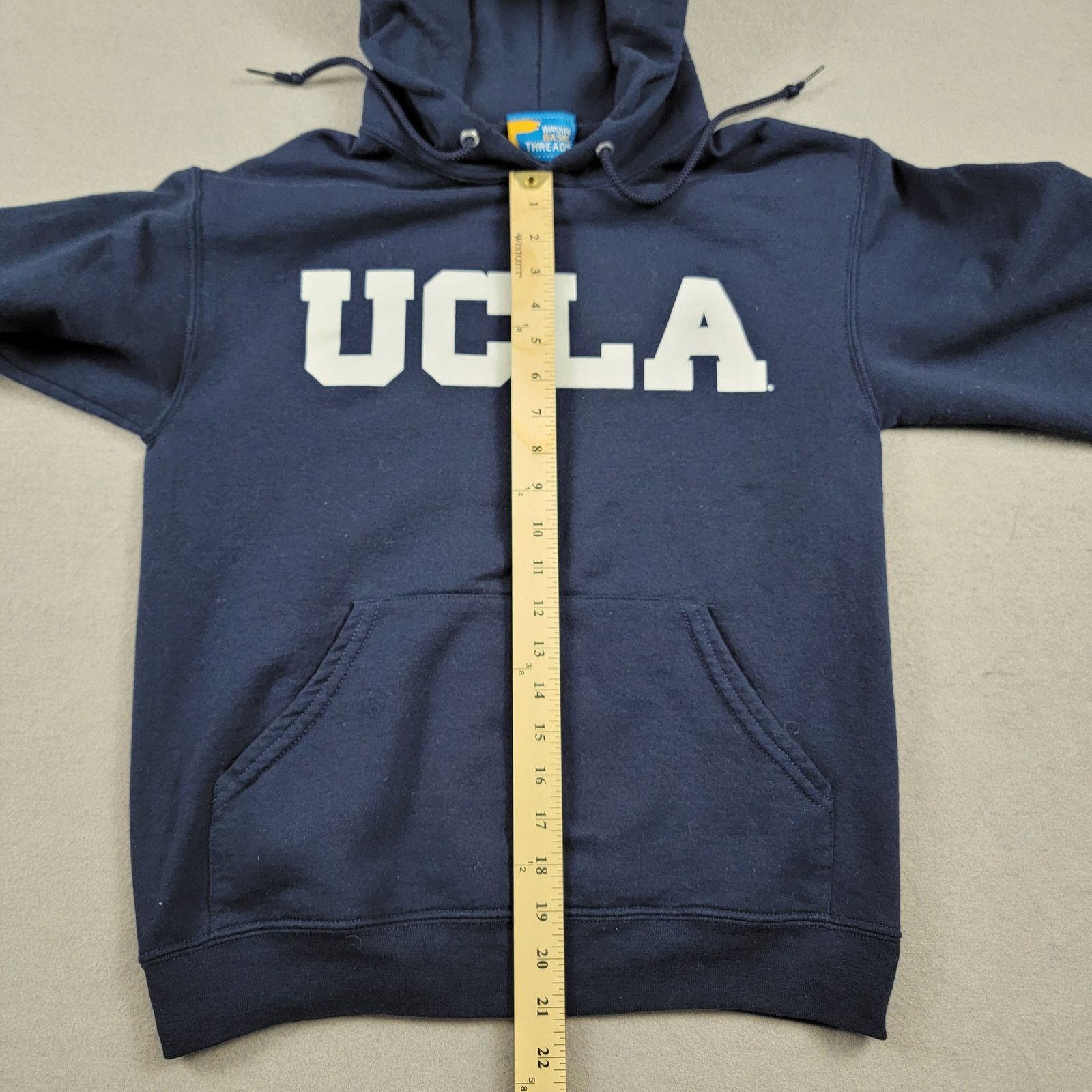 NCAA UCLA Bruin Basic Threads Hoodie Sz S Dk Blue Pullover (540) Size US S / EU 44-46 / 1 - 7 Thumbnail