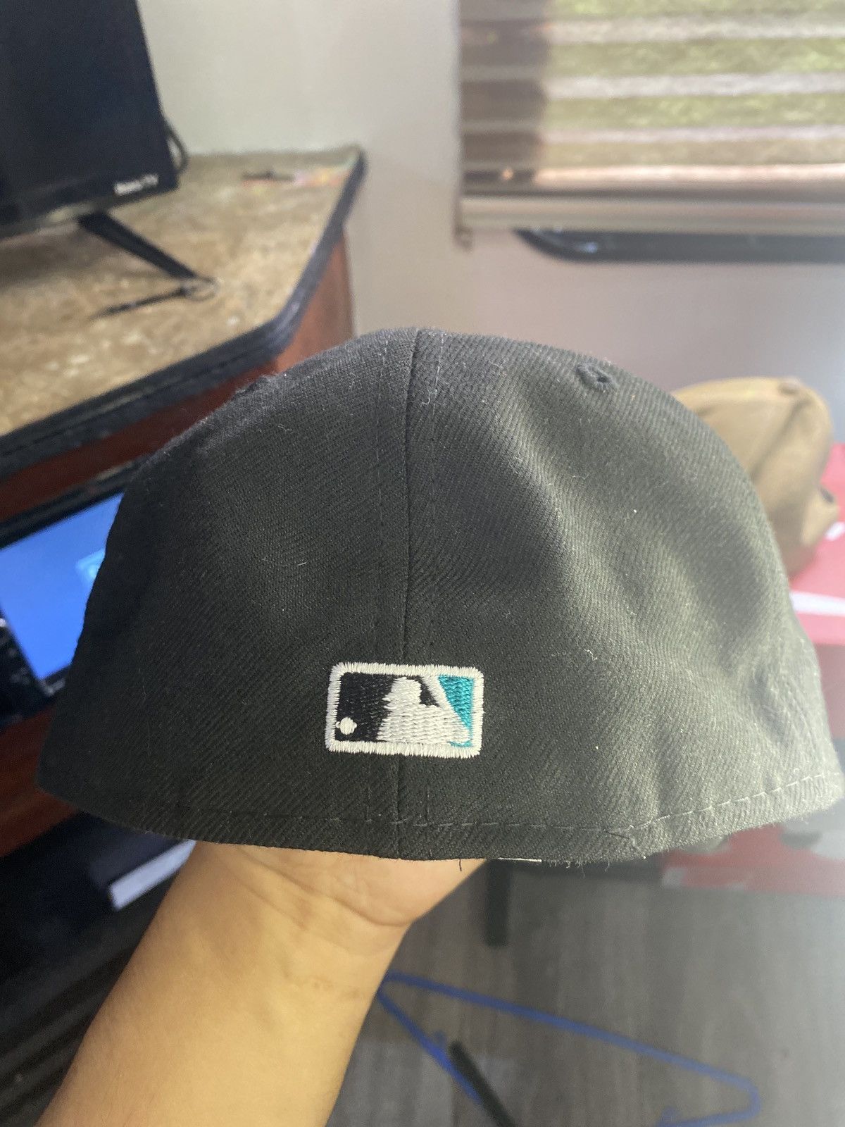 Vintage Florida marlins 2003 World Series vintage fitted new era Size 32 - 3 Thumbnail