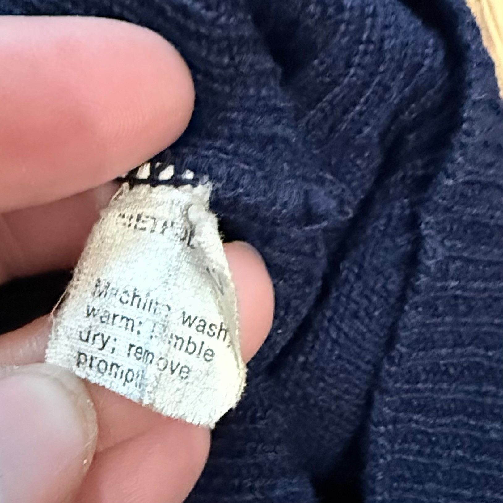 Other Vintage/Tall Fellow Men's 100% Pure Wool Crew Neck Sweater Size US XL / EU 56 / 4 - 2 Thumbnail