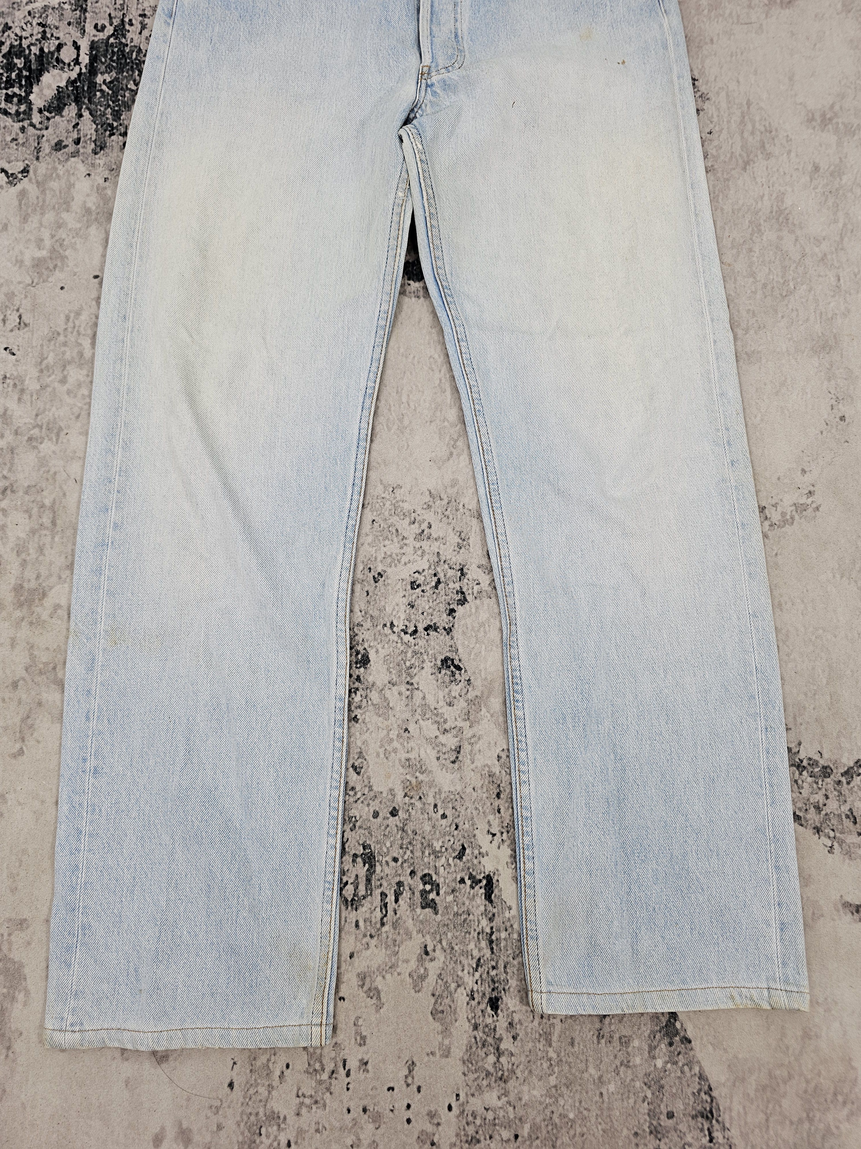 Levi's Vtg 80's LEVIS 501 XX Light Blue Faded Size 32X30 Jean L0415 Size US 32 / EU 48 - 3 Thumbnail