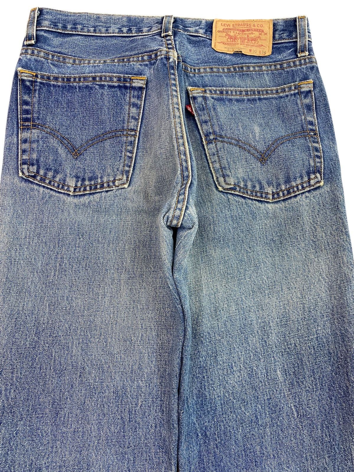Levi's Levi’s Blue Wash Style Flare Jeans Size US 30 / EU 46 - 4 Thumbnail