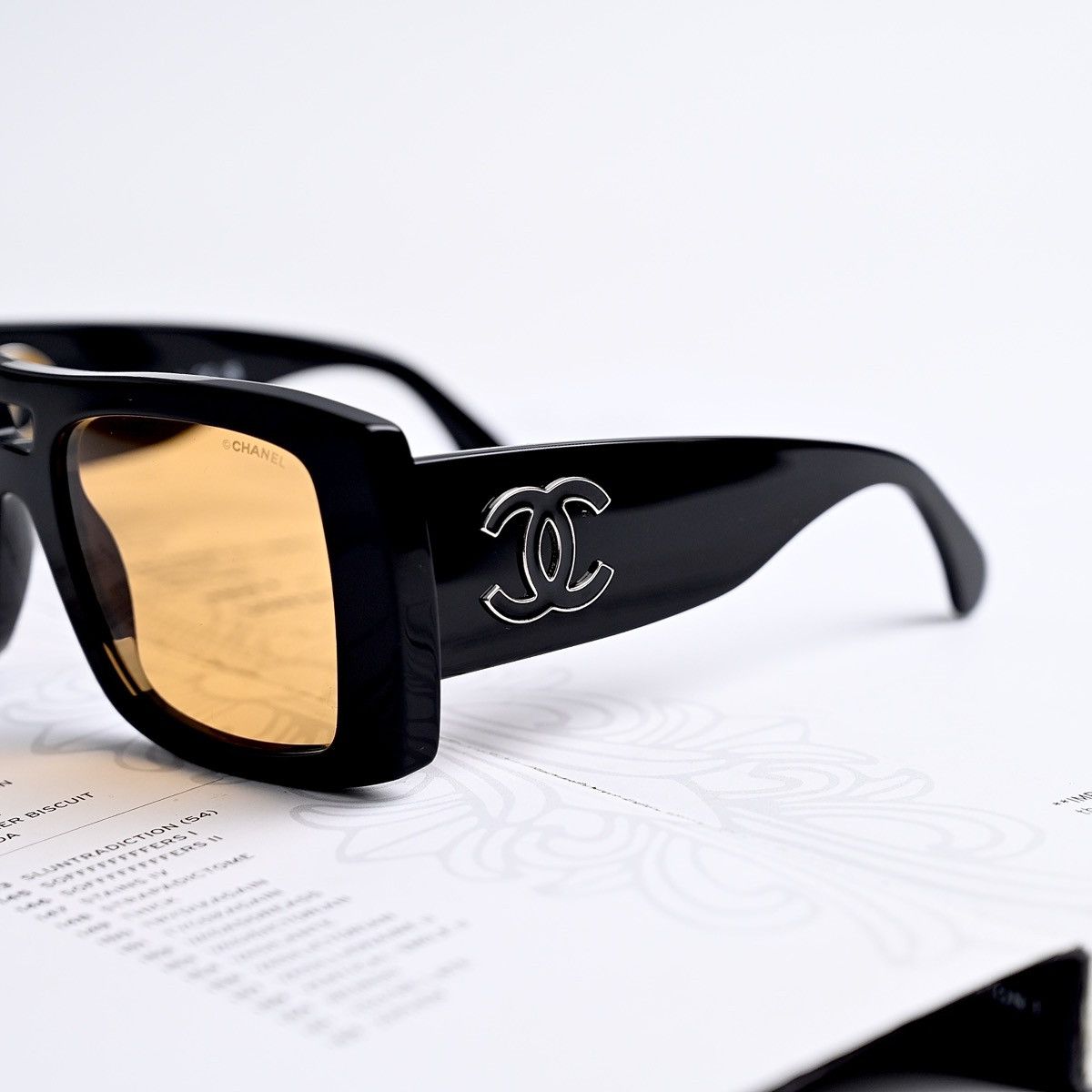 Chanel CHANEL 0CH5539 1799/7 SUNGLASSES Size ONE SIZE - 3 Thumbnail