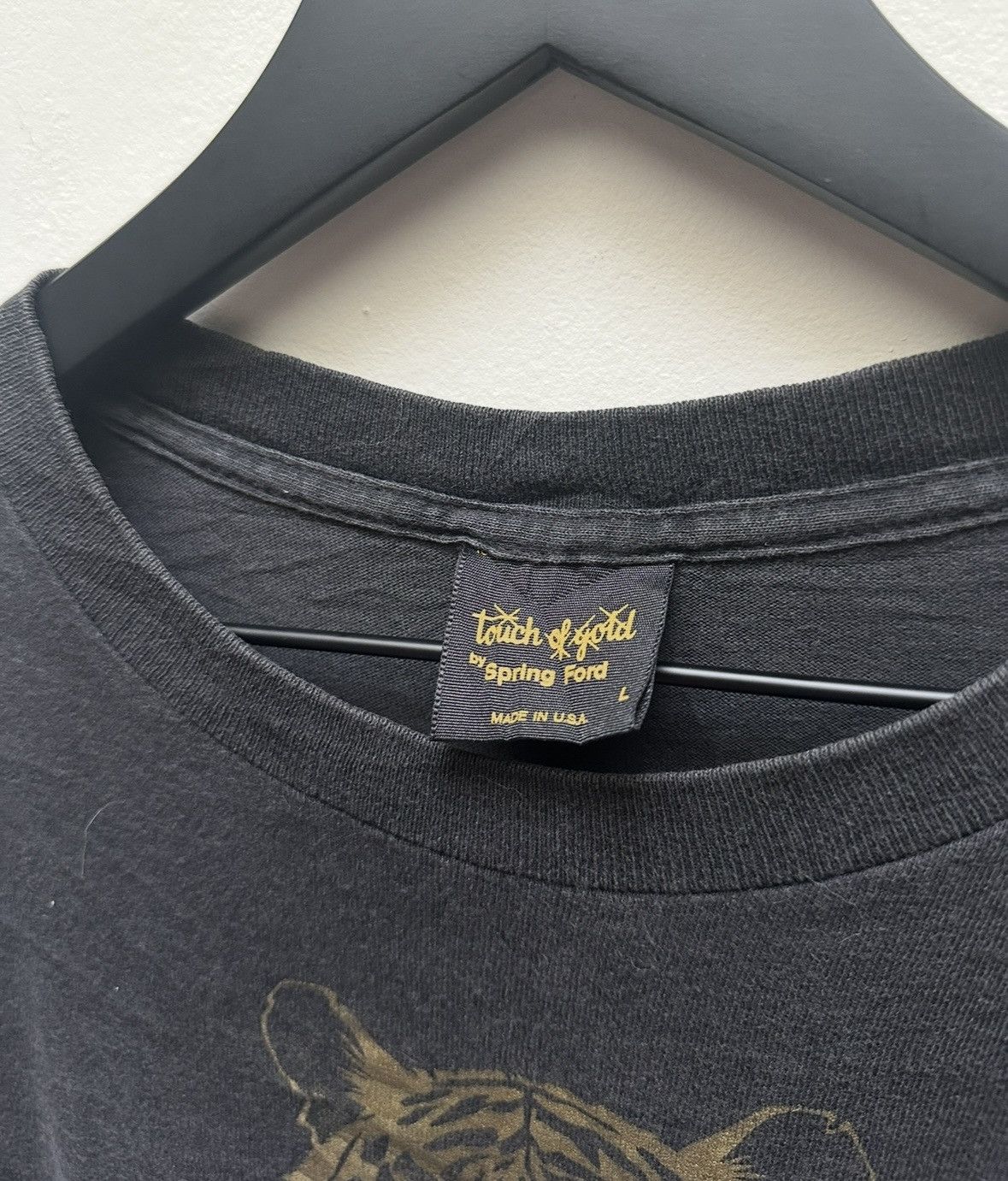 Other Made In USA Vintage 90’s Nature Tiger Breakthrough T-Shirt Size US L / EU 52-54 / 3 - 6 Thumbnail