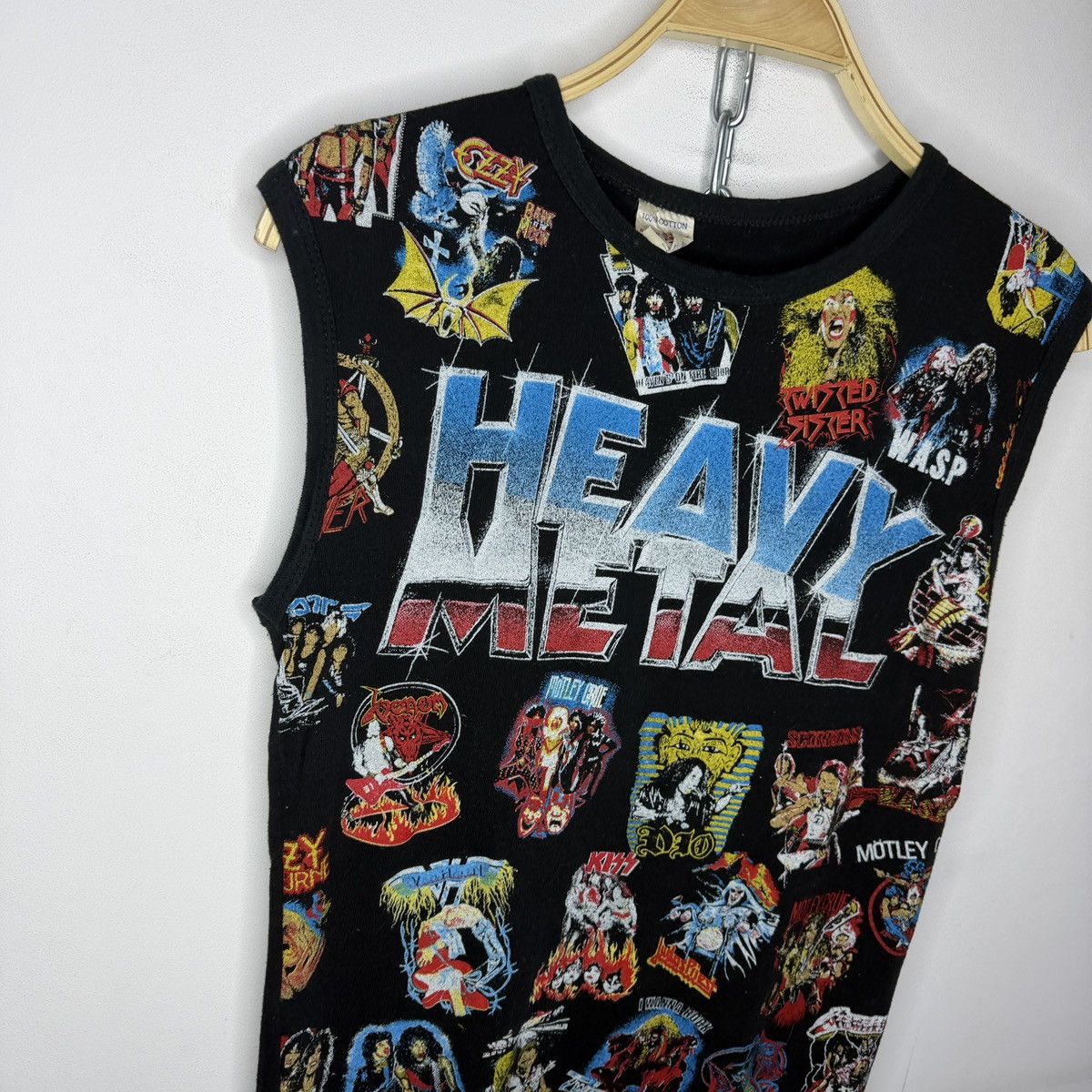 Band Tees Vintage 80s heavy metal muscle shirt rare Kiss wasp venom Size US M / EU 48-50 / 2 - 4 Thumbnail