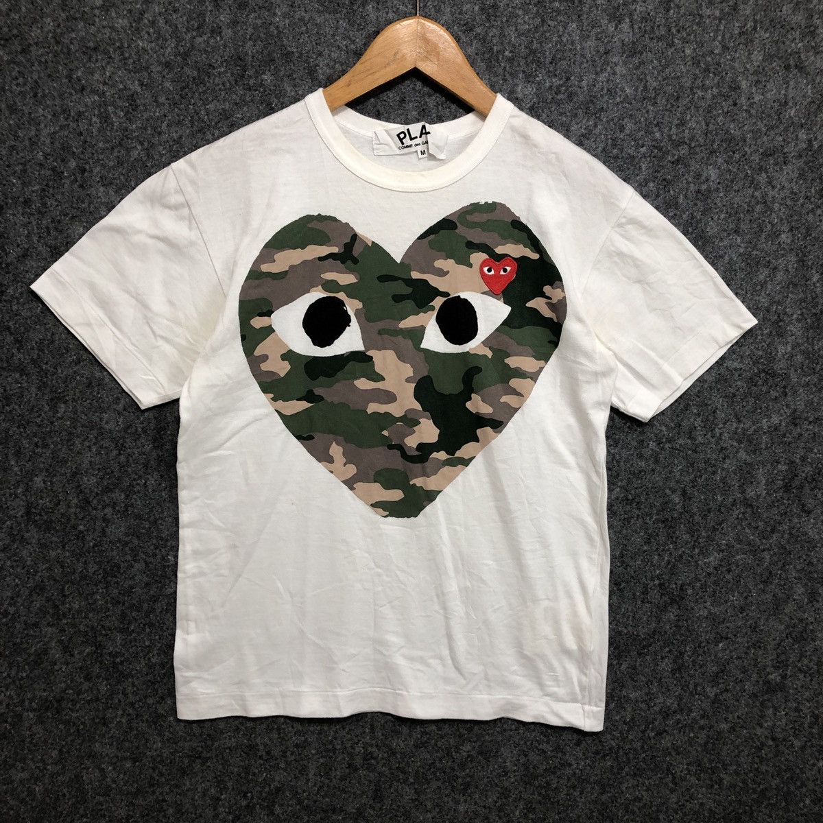 Comme des Garcons Play Comme des Garcons T-Shirt Size US M / EU 48-50 / 2 - 1 Thumbnail