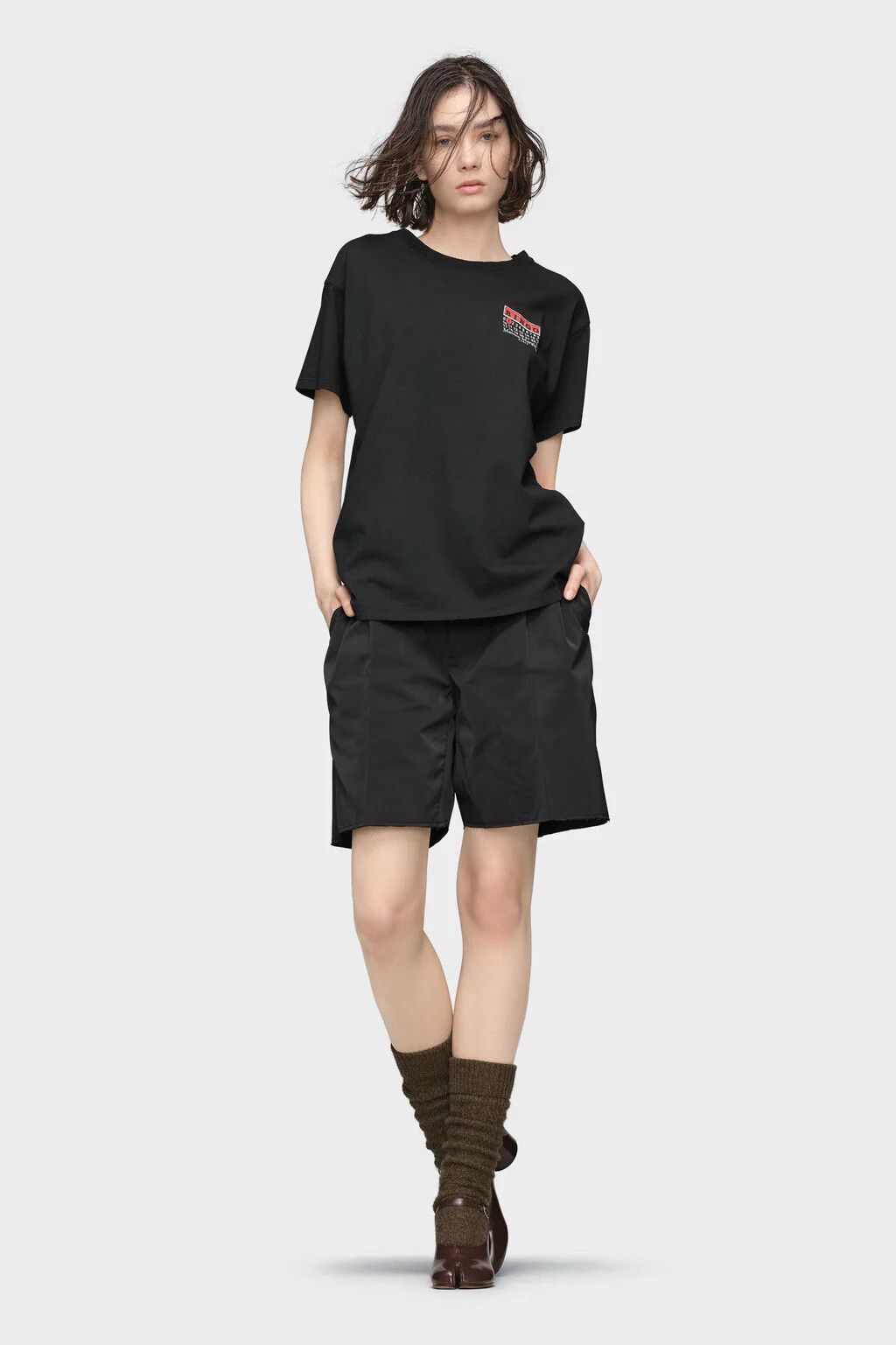 Maison Margiela o1w1db10526 Bingo T-Shirt in Black Size M / US 6-8 / IT 42-44 - 5 Thumbnail