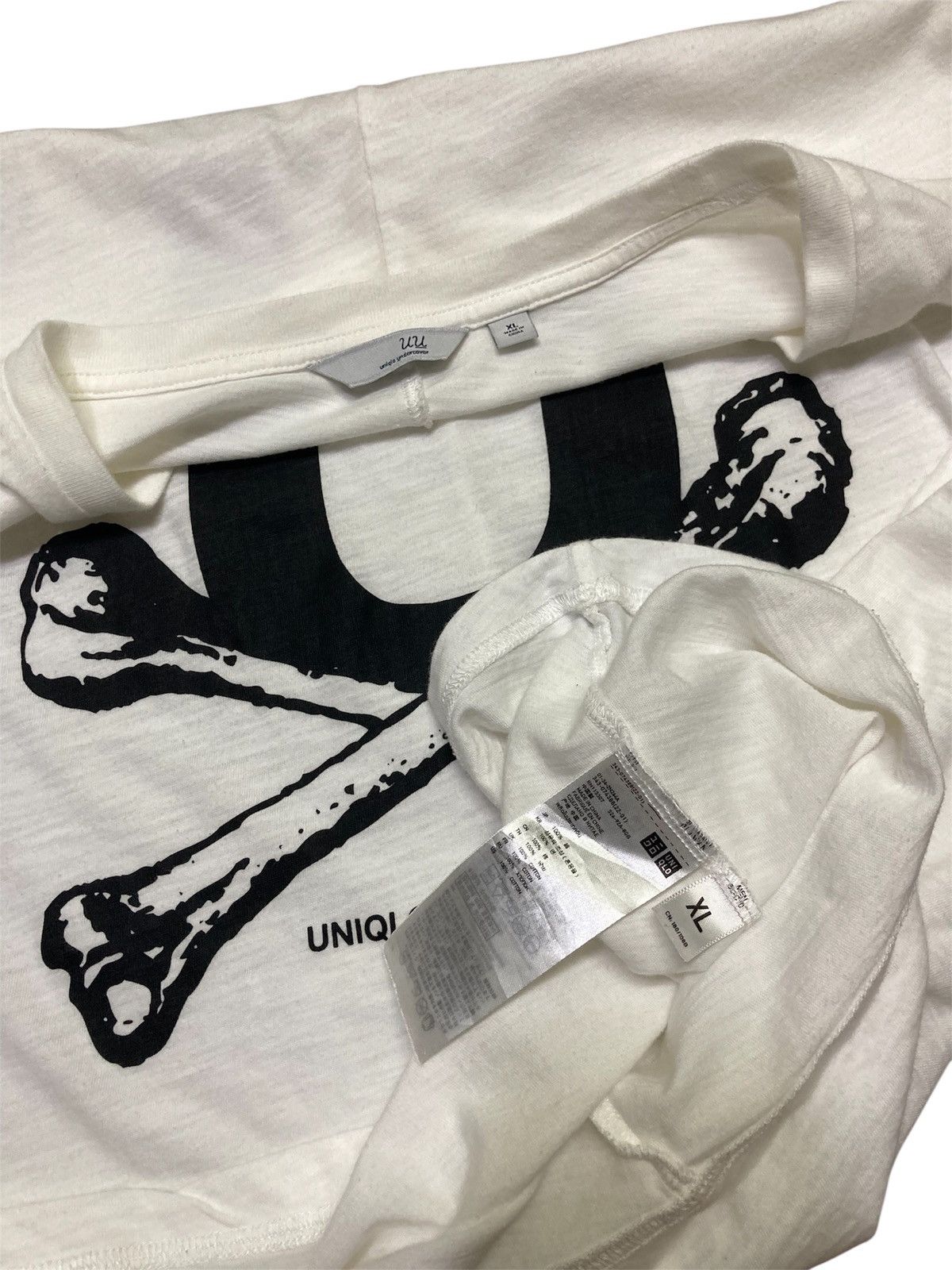 Undercover × Uniqlo 2 Pcs Uniqlo X Undercover T-Shirts Size US L / EU 52-54 / 3 - 7 Thumbnail