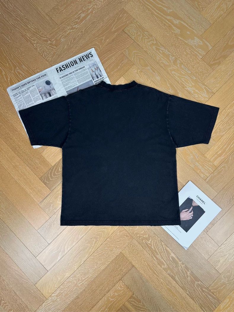 Balenciaga Balenciaga Aged Hole Plain Knit Short Sleeve T-Shirt Size US S / EU 44-46 / 1 - 2 Thumbnail