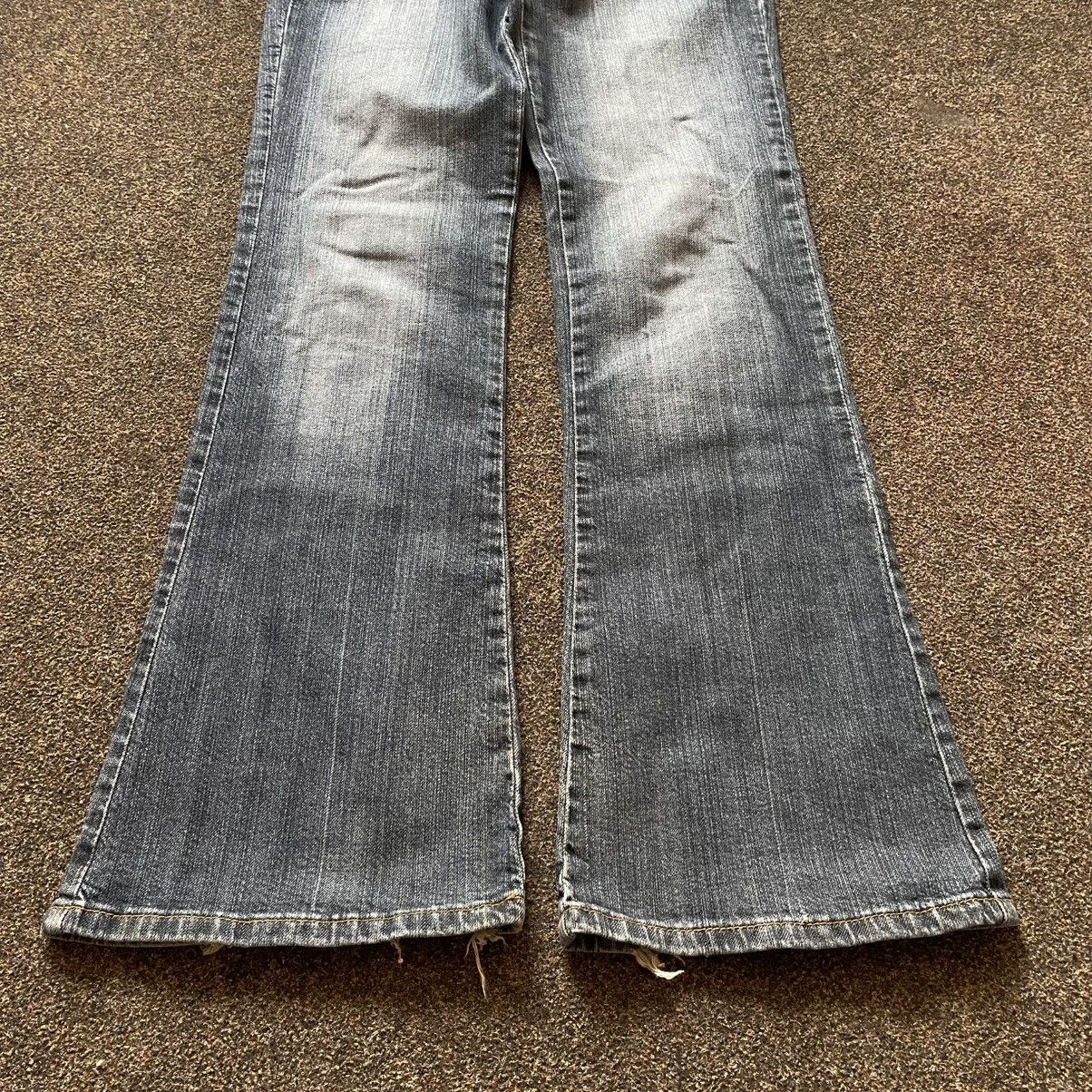 Vintage Vintage Y2K Distressed Flared Jeans Sun Faded Grunge Boxy 30 Size 30" / US 8 / IT 44 - 4 Thumbnail