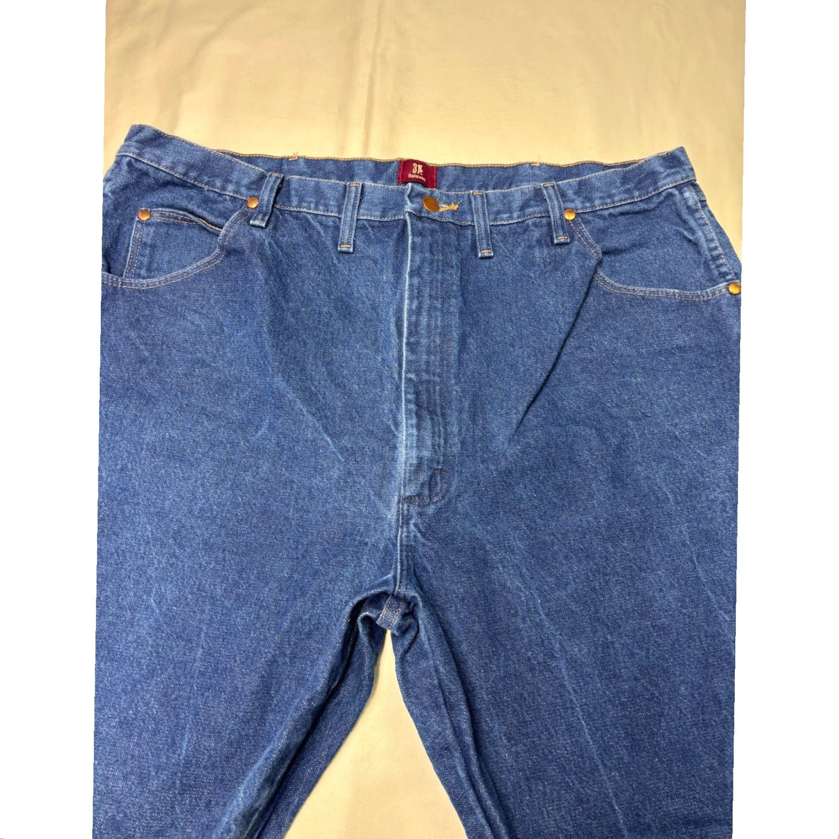 Wrangler Wrangler Jeans Men 44x34 Dark Wash Relaxed Fit Cotton Denim 5-Pocket Logo Zipper Button Straight Mid Rise 44 in Inseam 34 in Size US 44 / EU 60 - 2 Thumbnail