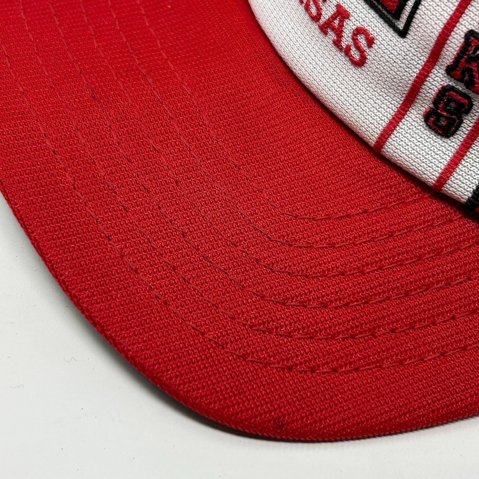Vintage Vintage 80s Arkansas Razorbacks Trucker Hat Baseball Cap Red Size ONE SIZE - 9 Thumbnail