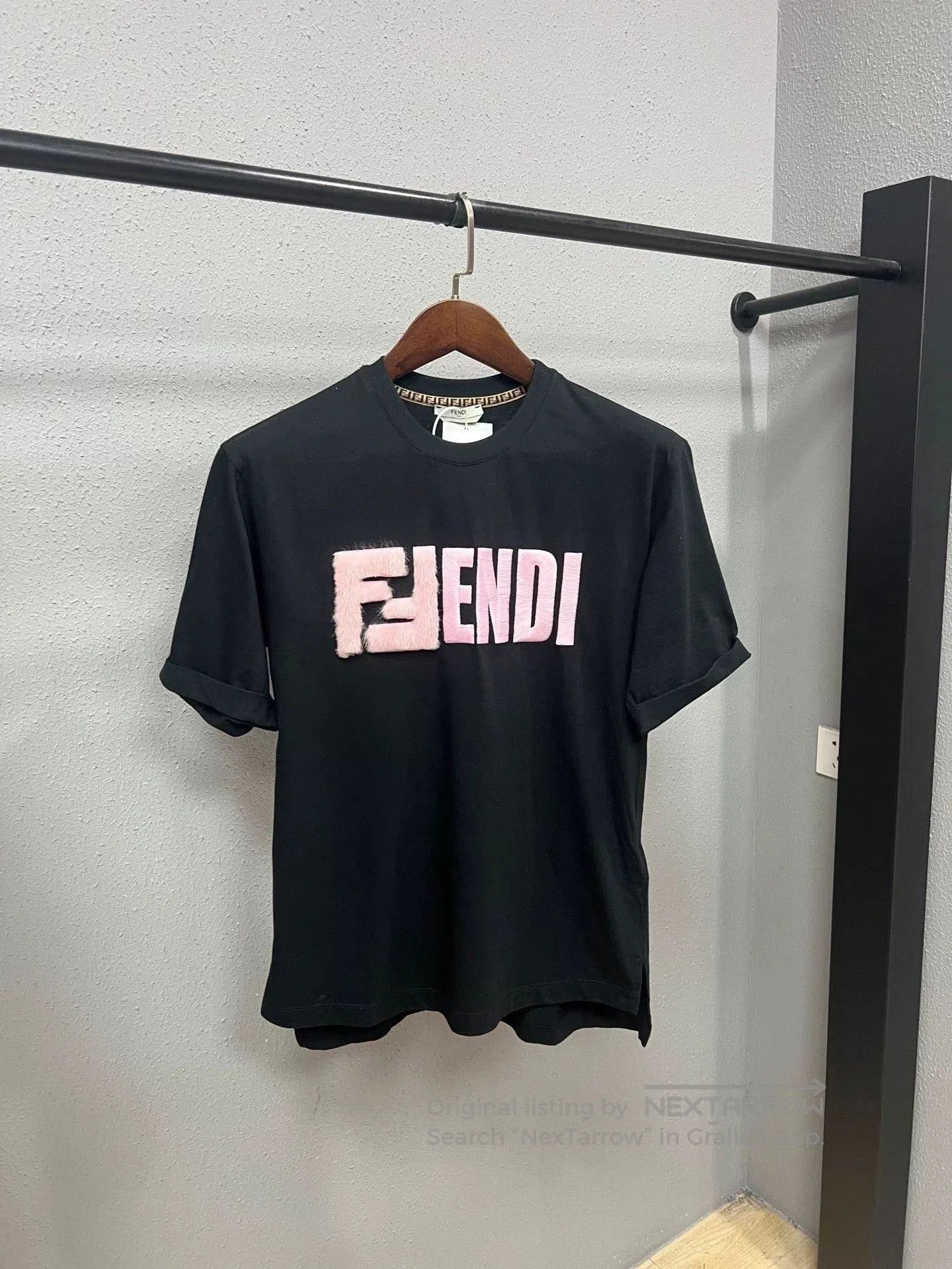 Fendi Fendi Short Sleeve Mink Top. Size XXS / US 00 / IT 34 - 1 Thumbnail