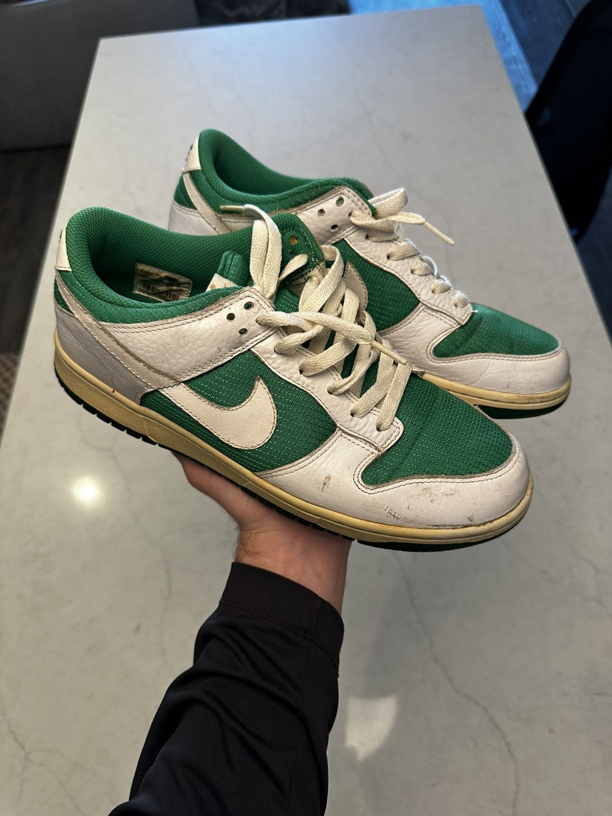Nike Vintage Nike Dunk Low Reverse Lucky Green ‘10 Size US 9 / EU 42 - 6 Thumbnail