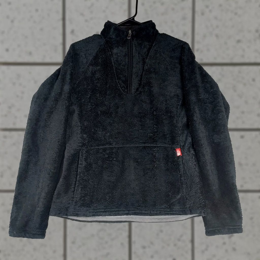The North Face VINTAGE? The North Face Women's Black Fleece Pullover 1/4 Zip Sweatshirt Medium Black Logo Adults Womens Size M / US 6-8 / IT 42-44 - 1 Thumbnail