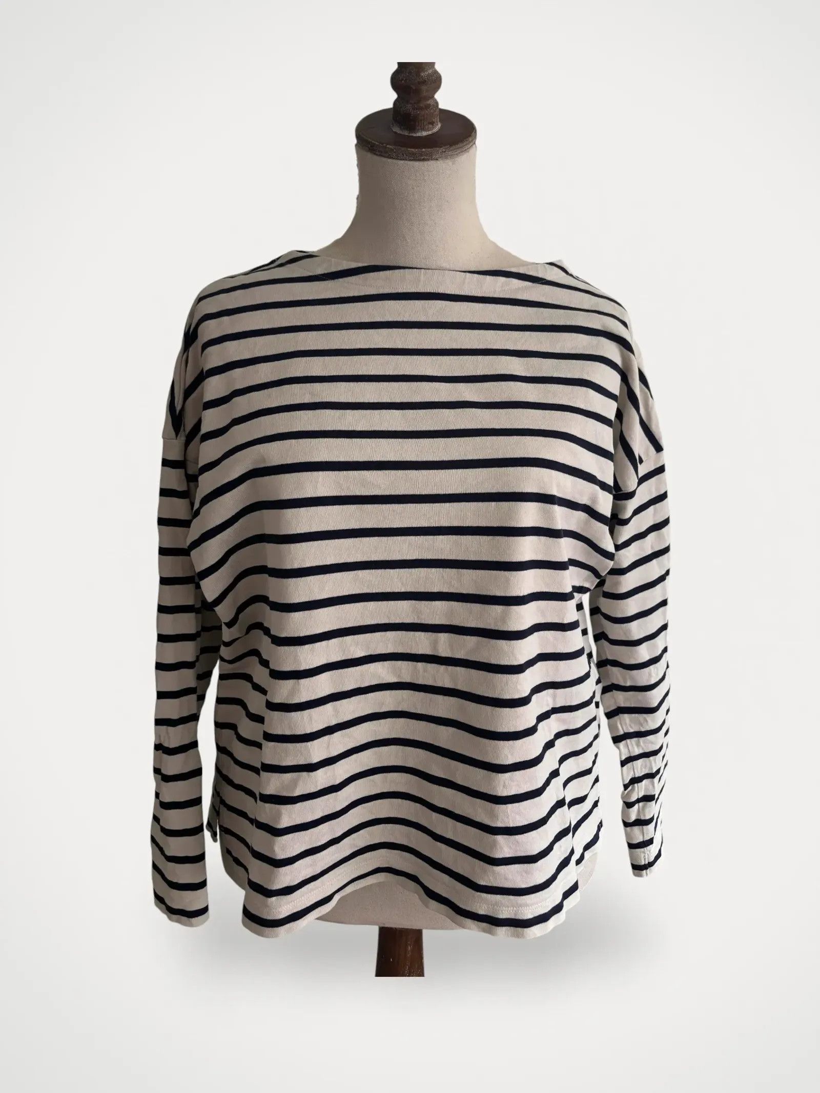 Uniqlo Uniqlo Sweater Size L / US 10 / IT 46 - 1 Thumbnail