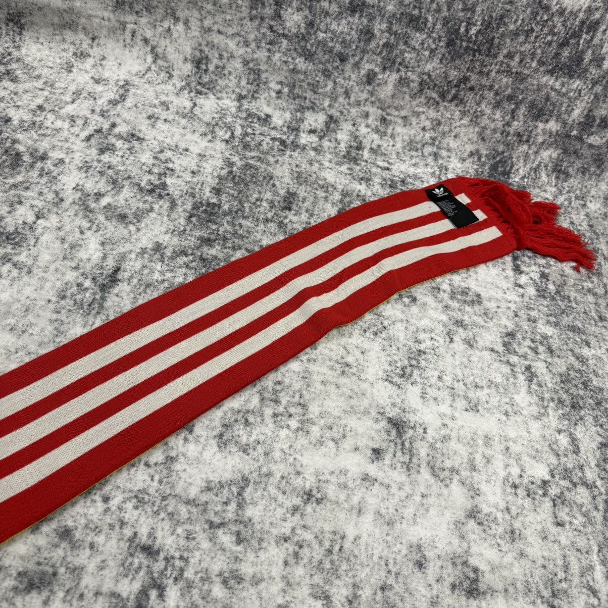 Adidas × Balenciaga Balenciaga & Adidas FW/22 Soccer ‘Red/White’ Scarf Size ONE SIZE - 5 Thumbnail