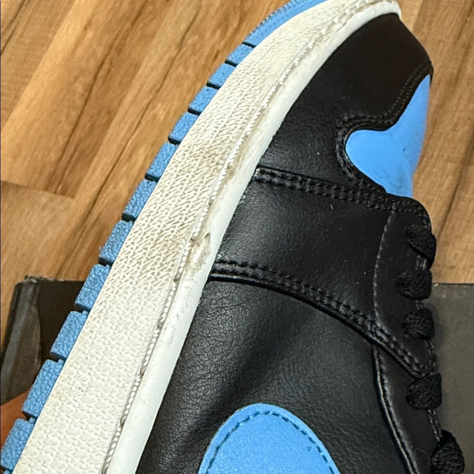 Jordan Brand Jordan 1 Low University Blue Size US 10.5 / EU 43-44 - 7 Thumbnail