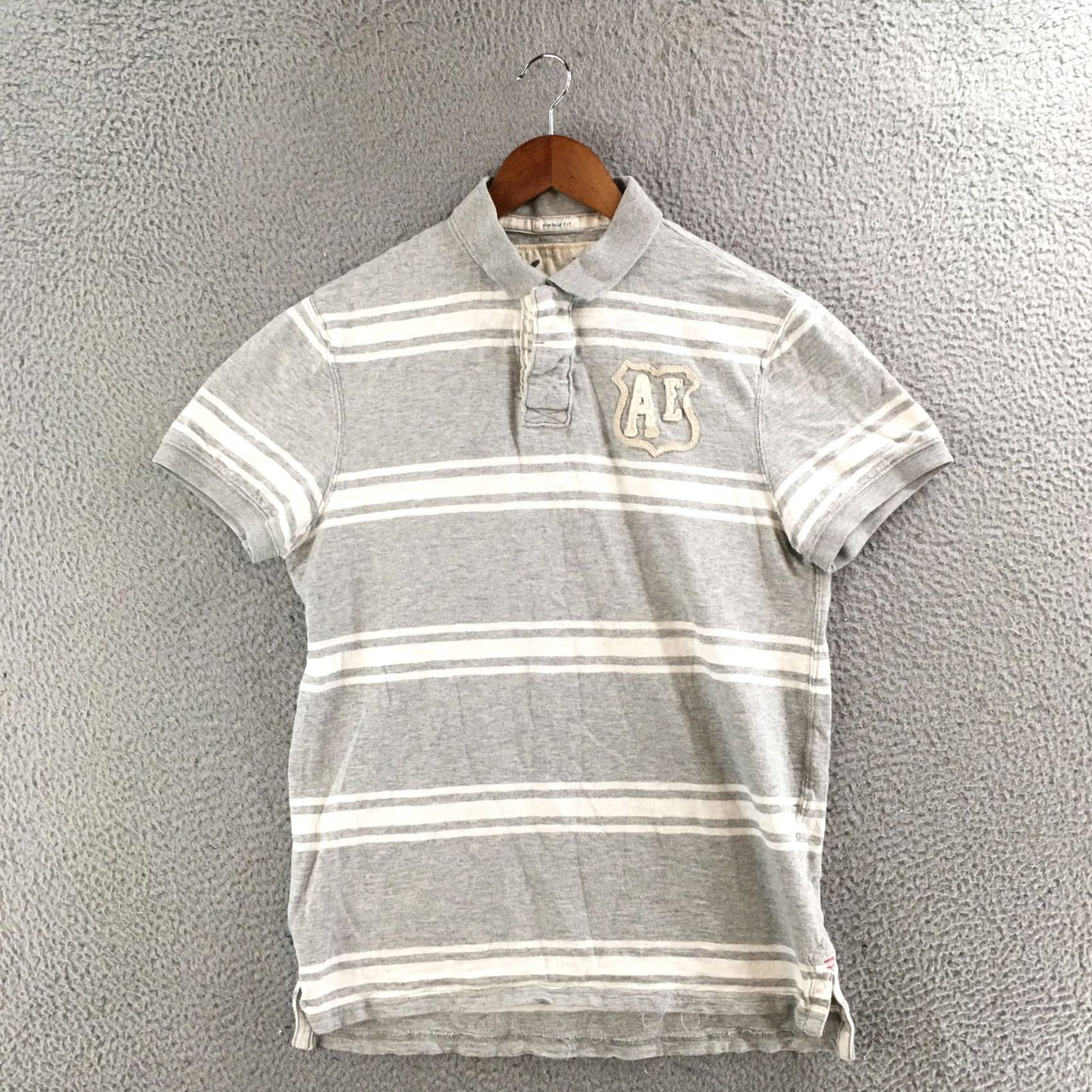 American Eagle Outfitters American Eagle Outfitters Polo Shirt Mens M Striped Gray White Vintage Fit Polo Shirt Mens M Gray White Striped Size US M / EU 48-50 / 2 - 2 Thumbnail