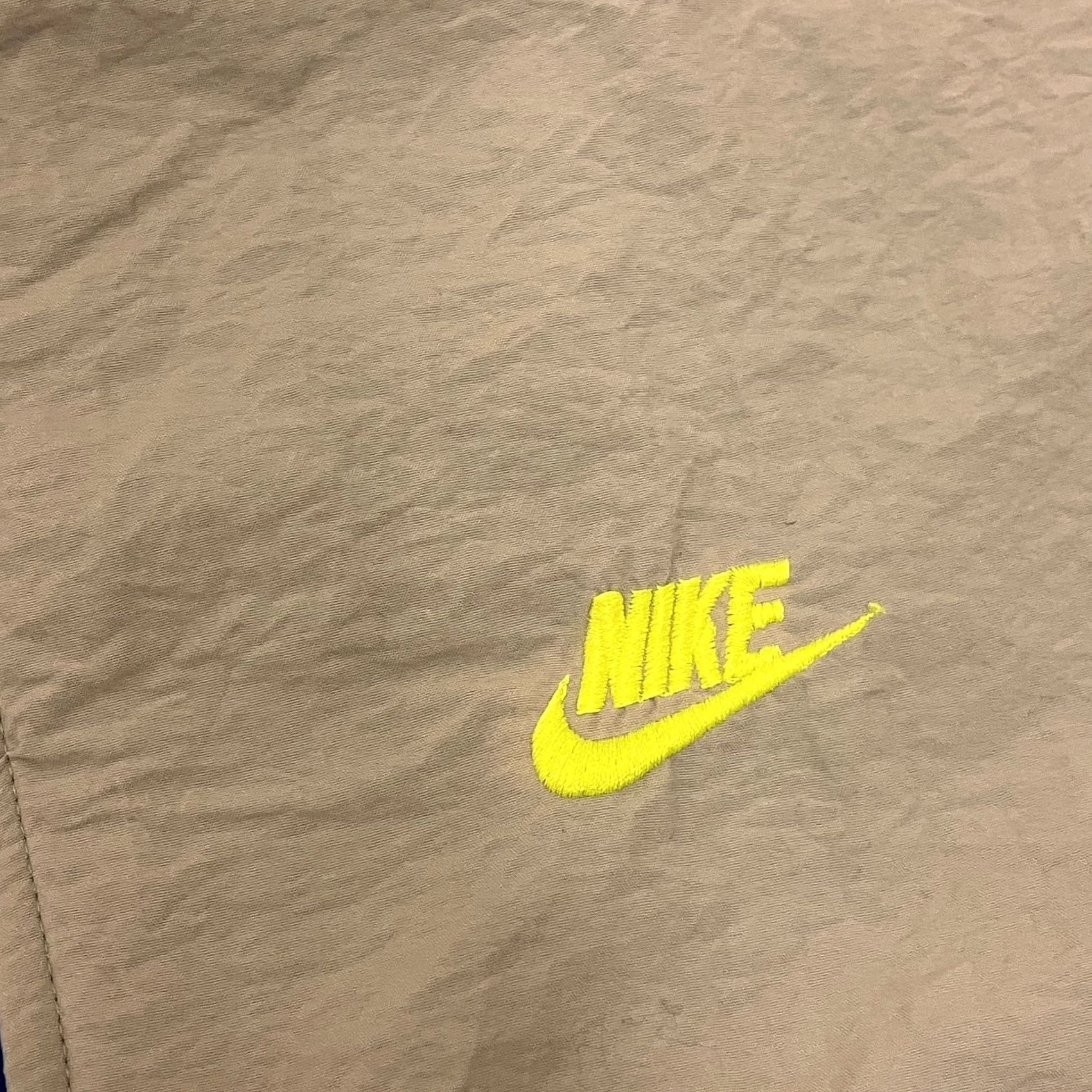 Nike VINTAGE Nike Track Jacket L Men Teal Grey Yellow 90s Tennis Windbreaker Size US L / EU 52-54 / 3 - 4 Thumbnail