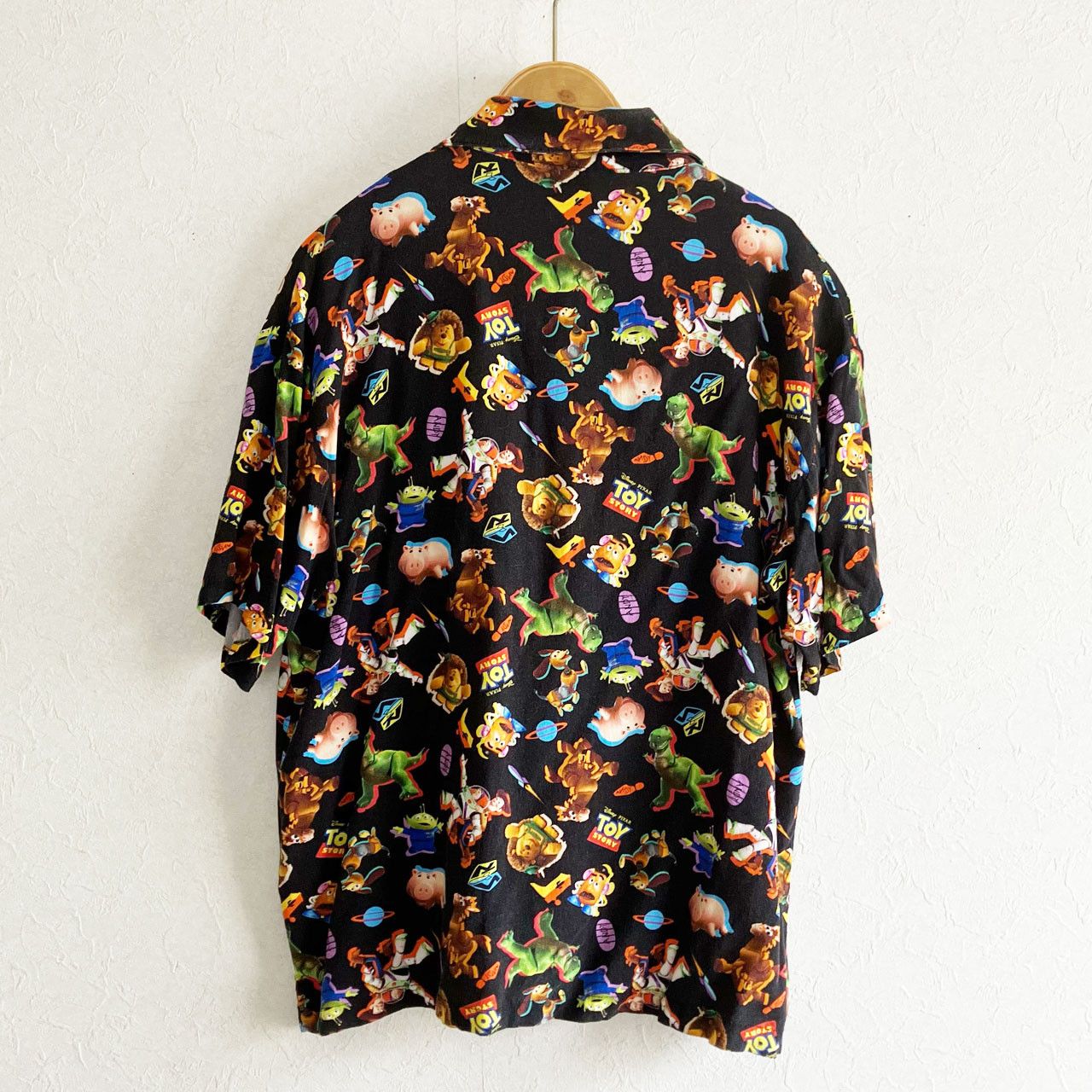 Disney Disney Pixar Toy Story Aloha Shirt Black All Over Print Size US M / EU 48-50 / 2 - 3 Thumbnail
