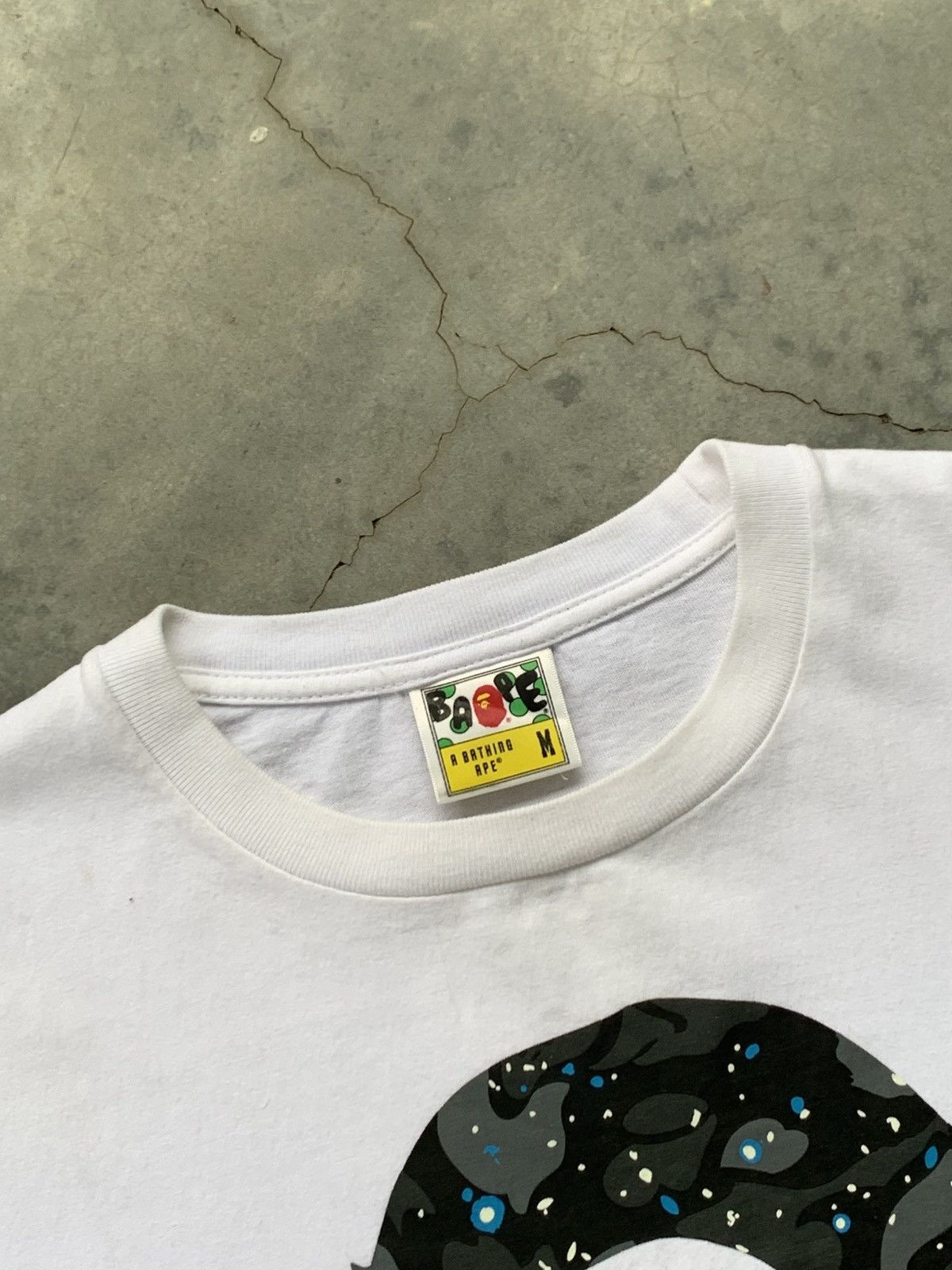 Bape Bape Bathing ape Space Camo Glow In The Dark Tshirt Size US M / EU 48-50 / 2 - 3 Thumbnail