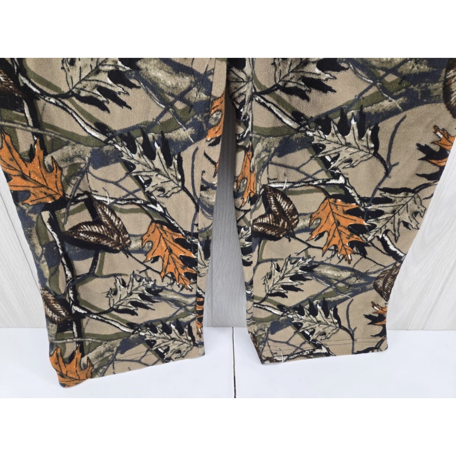 Fruit Of The Loom Fruit of the Loom Camouflage Sleep Pants Men’s MEDIUM Pajama Pants Sleepwear Size US 31 - 6 Thumbnail