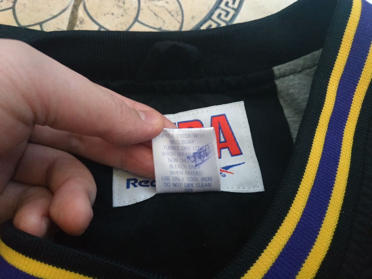 Reebok Vintage NBA Los Angeles Lakers Reebok Jacket Logo 90s Size US L / EU 52-54 / 3 - 9 Thumbnail