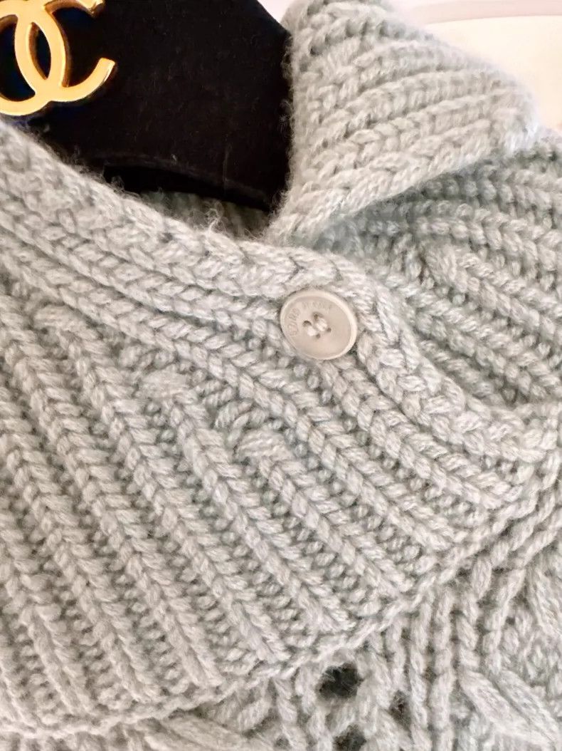 Loro Piana LORO PIANA Baby cashmere hollow crochet sweater Size L / US 10 / IT 46 - 4 Thumbnail