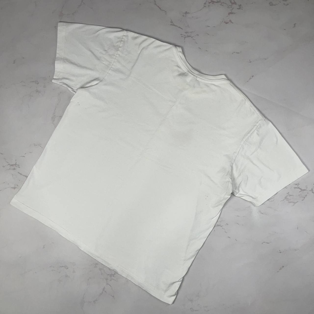 Nike Nike vintage big red swoosh white tee shirt size L Size US L / EU 52-54 / 3 - 13 Thumbnail