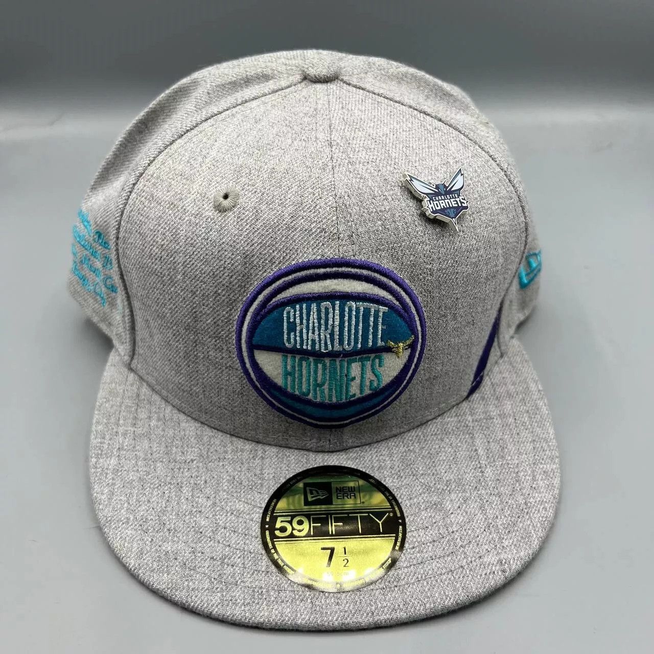 New Era Charlotte Hornets Hat Men 7 1/2 Gray Fitted New with Pin Size ONE SIZE - 1 Thumbnail