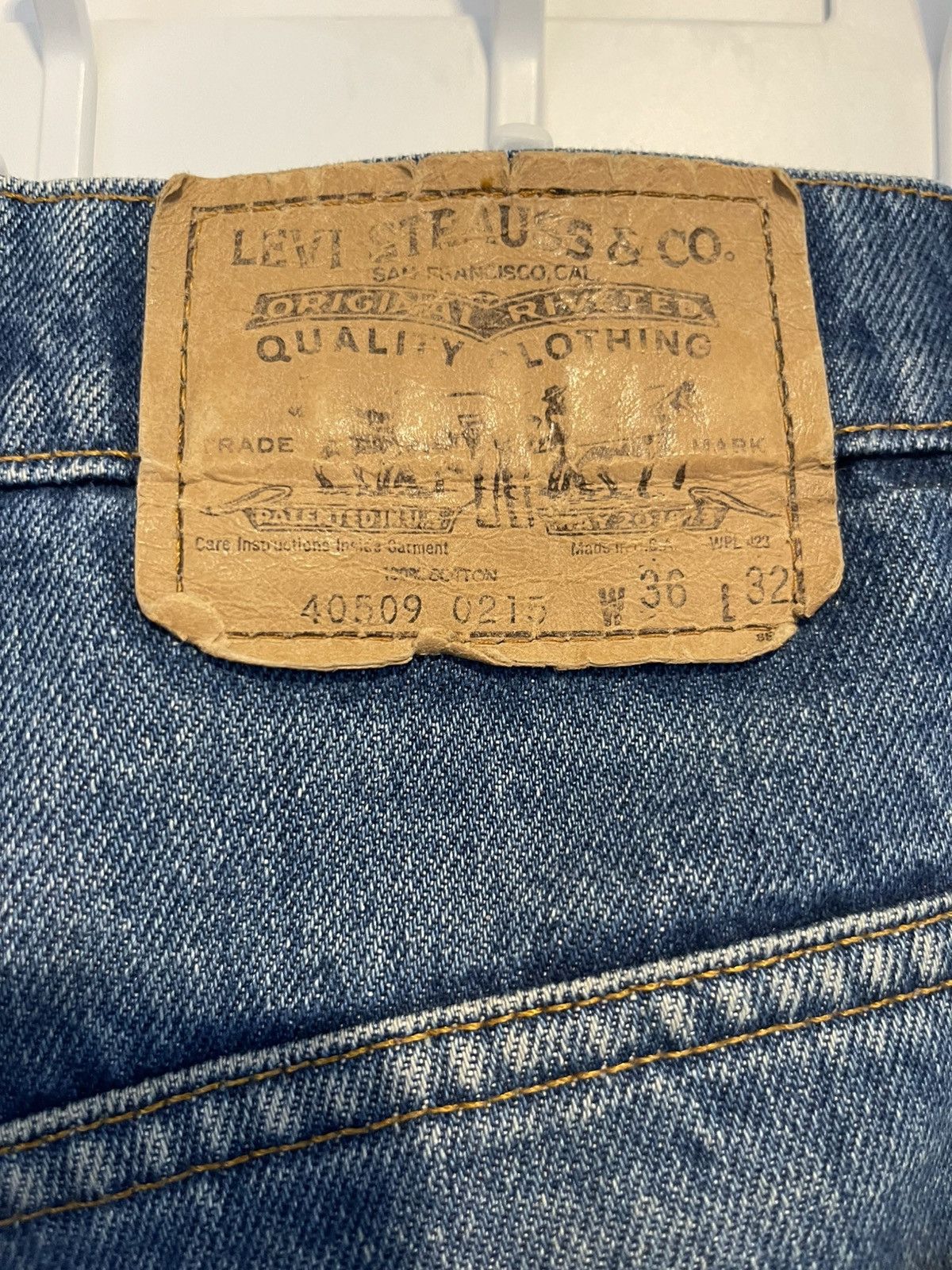 Chrome Hearts × Levi's Chrome Hearts Levi’s Cross Patch Denim Jeans Size US 34 / EU 50 - 11 Thumbnail