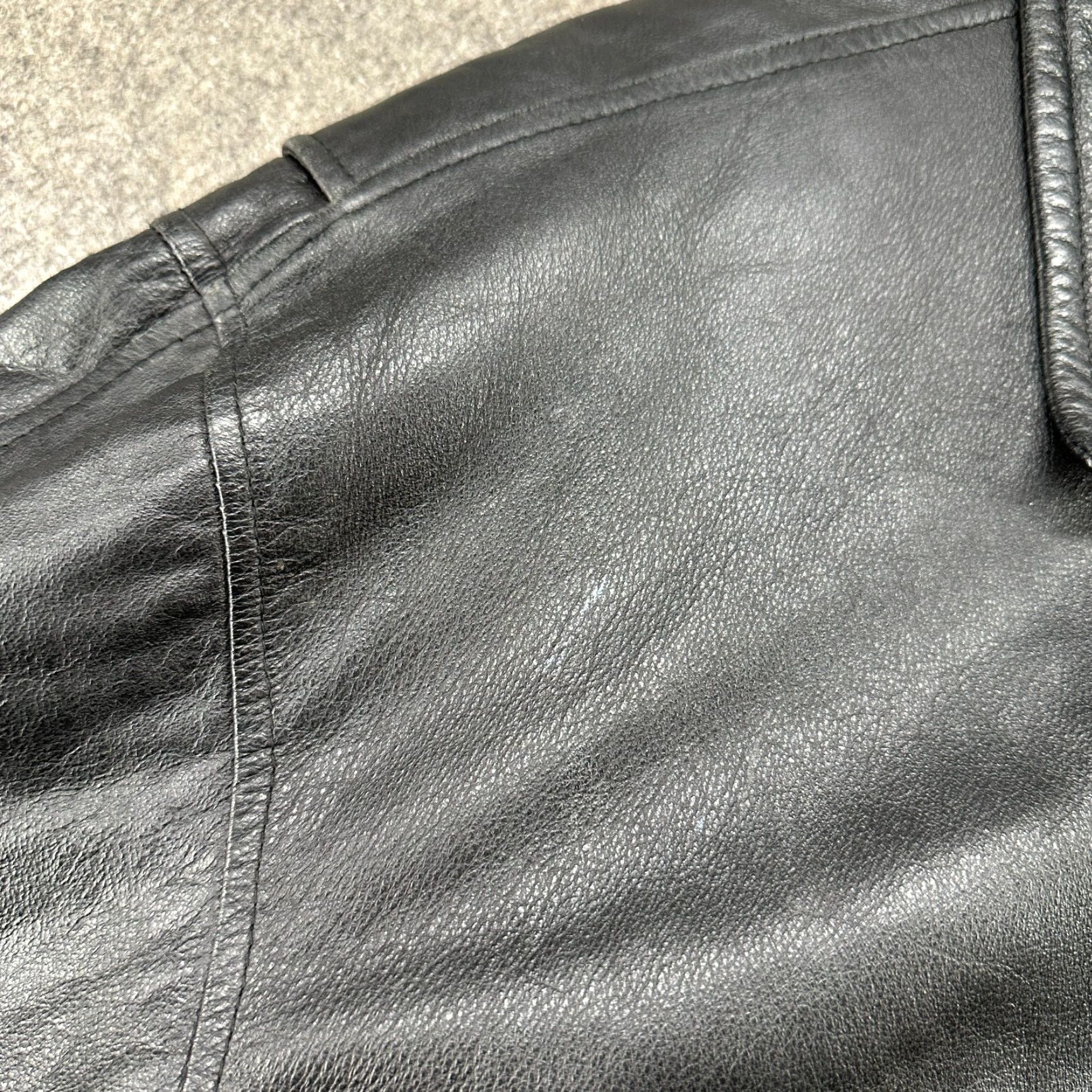 London Fog VINTAGE Towne London Fog Leather Bomber Jacket Mens XL Black Quilted Lined 90s Motors/Biker Accessories? Size US XL / EU 56 / 4 - 6 Thumbnail