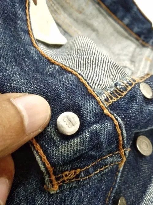 Levi's Vintage Levis 501 Made In USA Distressed Jeans 32x32 Size US 32 / EU 48 - 7 Thumbnail