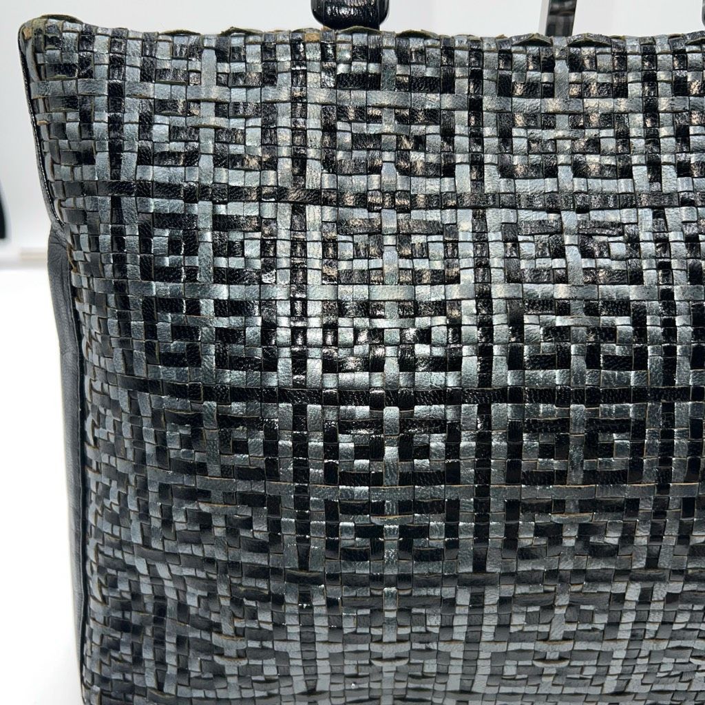 Givenchy Givenchy Vintage Woven Signature with Acrylic Handles Size ONE SIZE - 2 Thumbnail