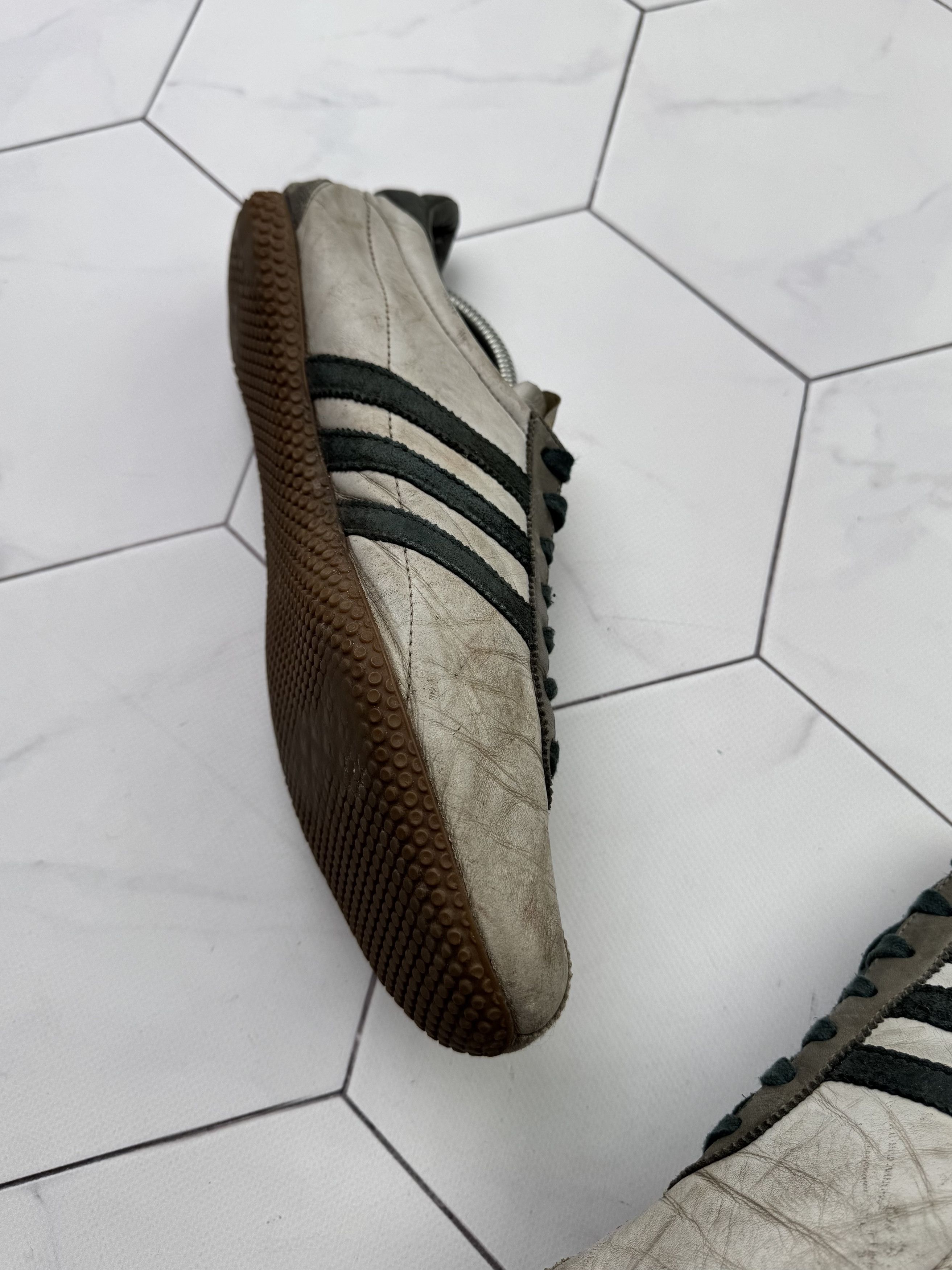 Adidas Adidas Titan Vintage Sneakers (B256) Size US 9.5 / EU 42-43 - 5 Thumbnail