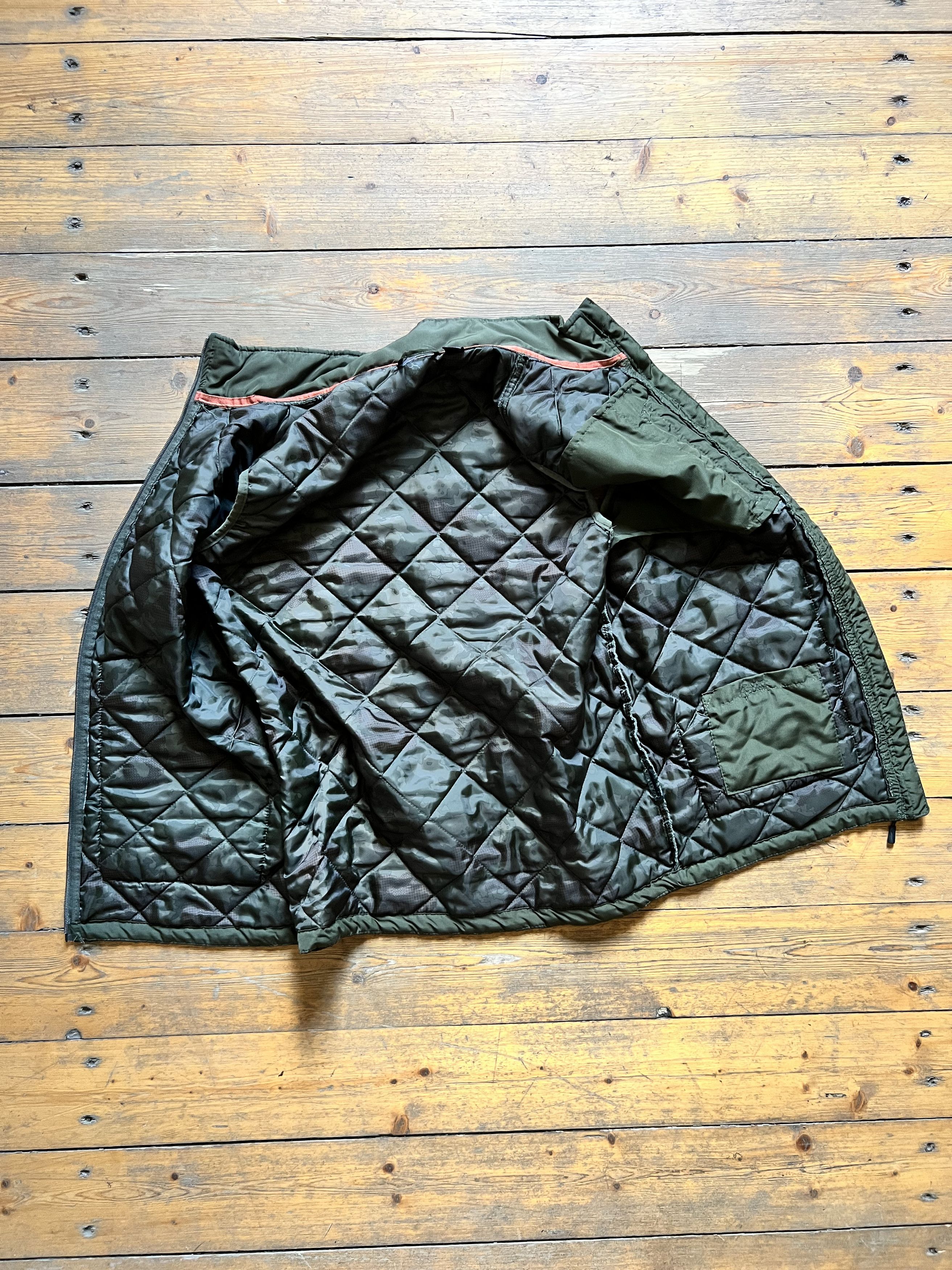 Other Vintage Quilted Khaki Lite Puffer Vest Size US XL / EU 56 / 4 - 3 Thumbnail
