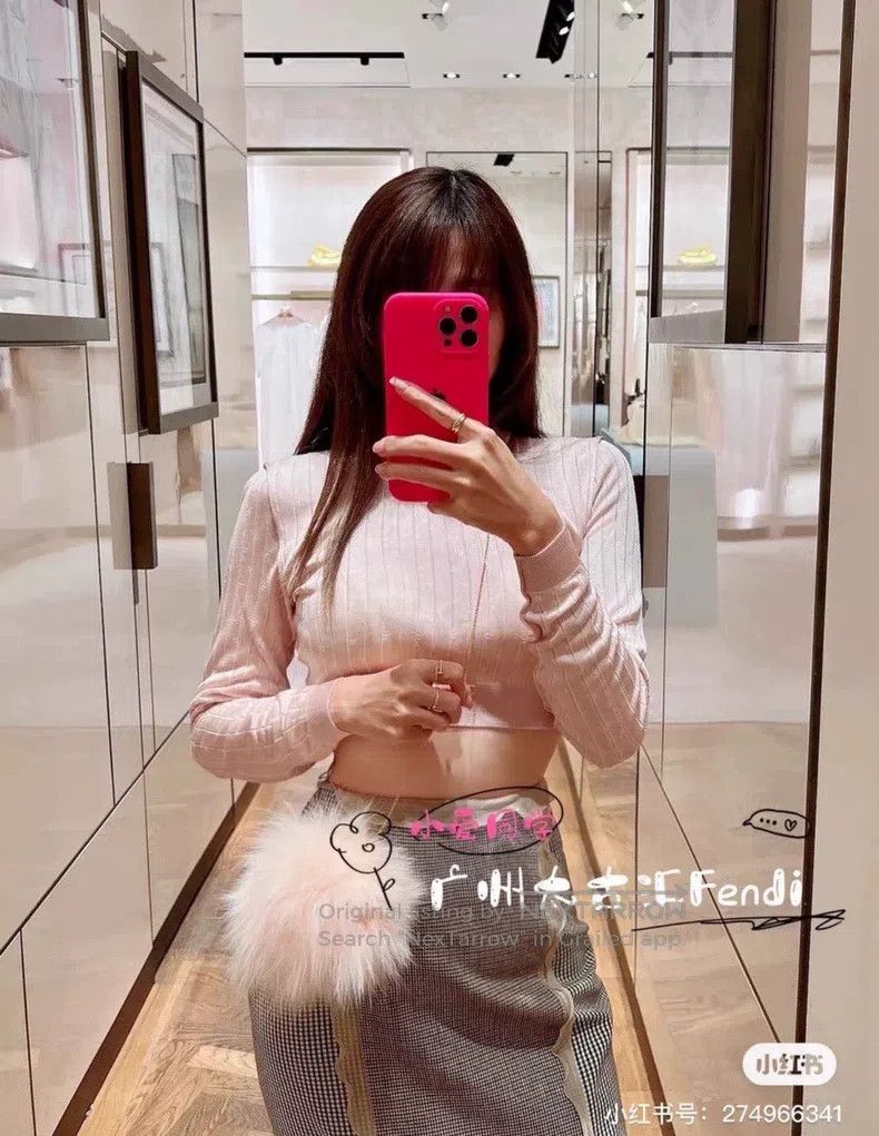 Fendi Fendi Cherry Blossom Pink Top Size XS / US 0-2 / IT 36-38 - 8 Thumbnail