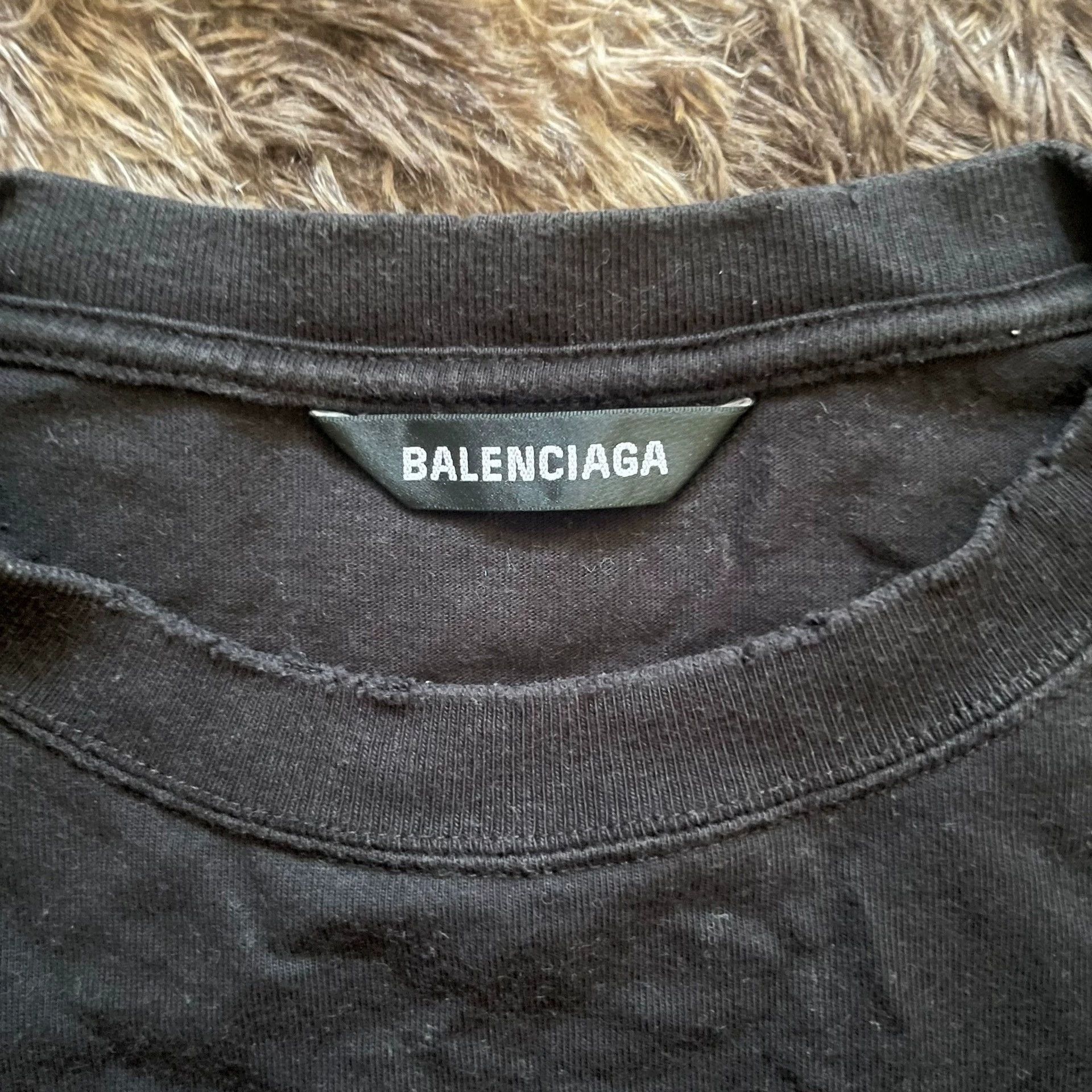 Balenciaga Balenciaga Balenciaga runner destroys short sleeves-2507 Size US S / EU 44-46 / 1 - 4 Thumbnail