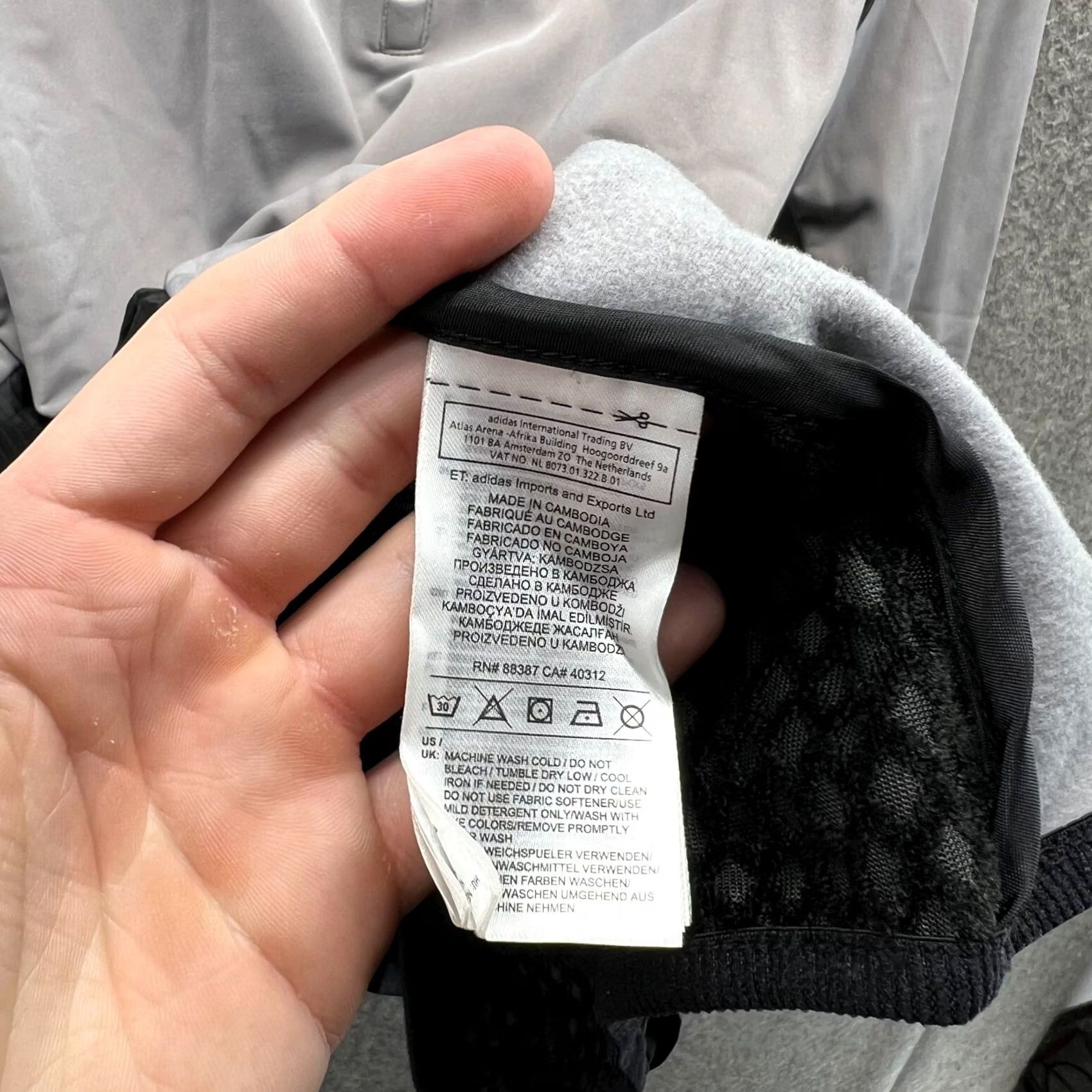 Adidas Adidas Sweater Men Large Gray Climaheat Sweatshirt Quarter Zip Frostguard Fleece Size US L / EU 52-54 / 3 - 4 Thumbnail