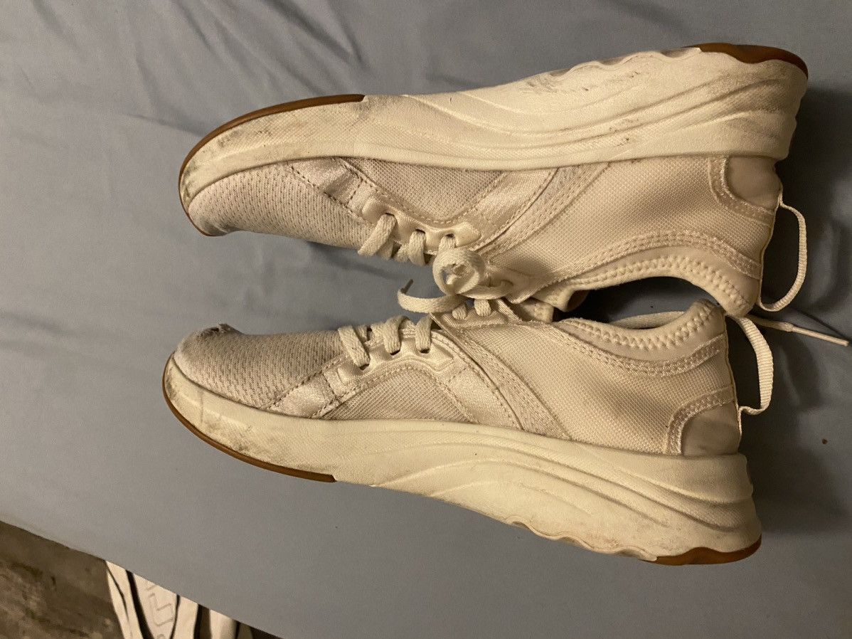 Puma Puma female shoe Size US 6 / IT 36 - 2 Thumbnail