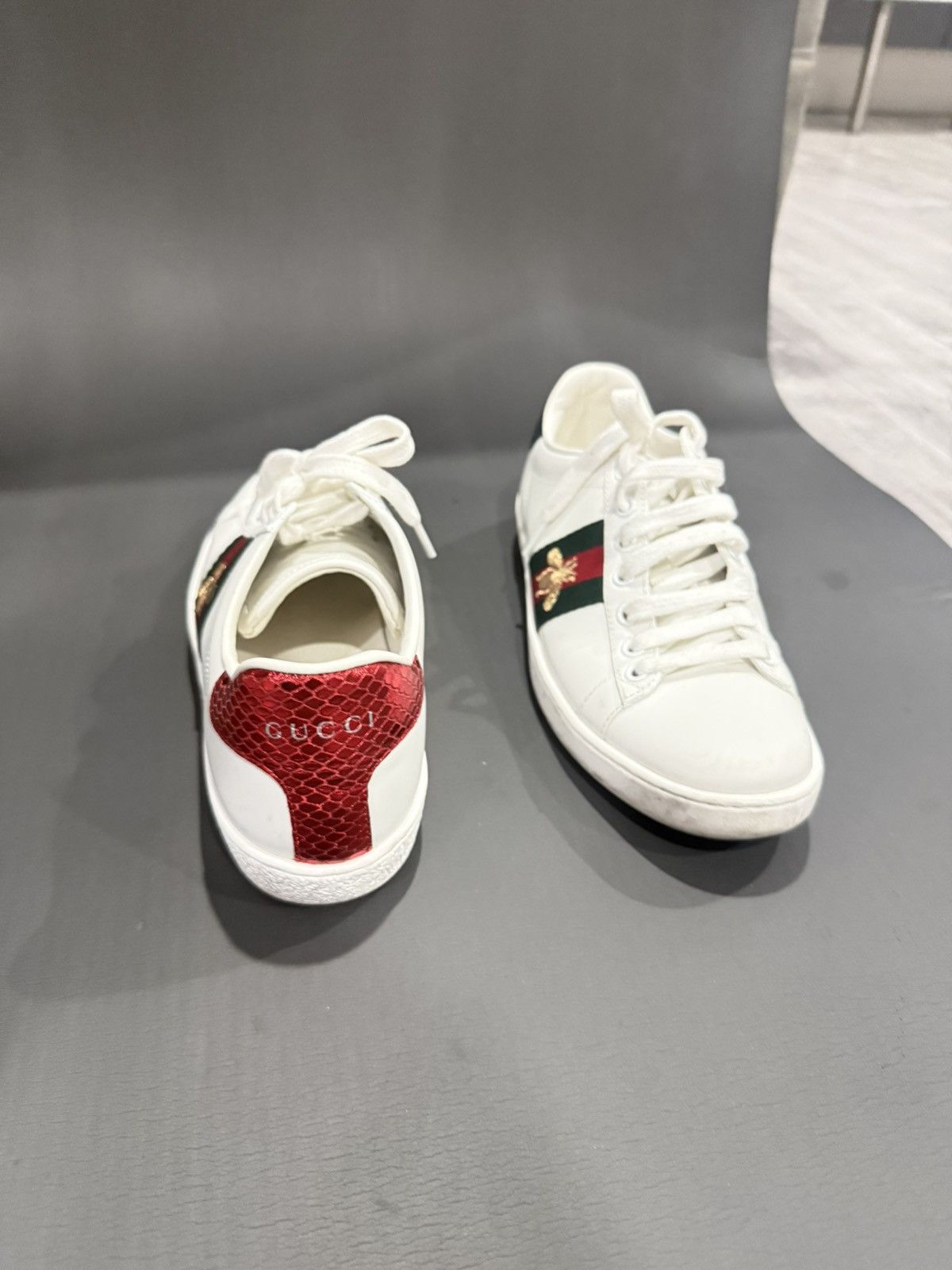 Gucci Gucci ace embroidered bee Size US 8 / IT 38 - 9 Thumbnail